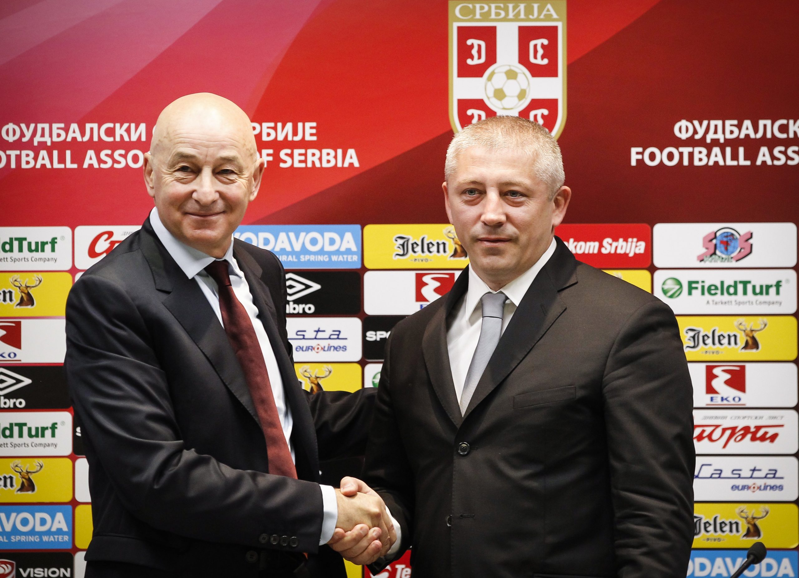 Fudbal Soccer-Fudbalski Savez Srbije
Promocija novog selektora
Slavoljub Muslin (L) and Slavisa Kokeza
Stara Pazova, 22.05.2016
foto: Srdjan Stevanovic/Starsportphoto ©