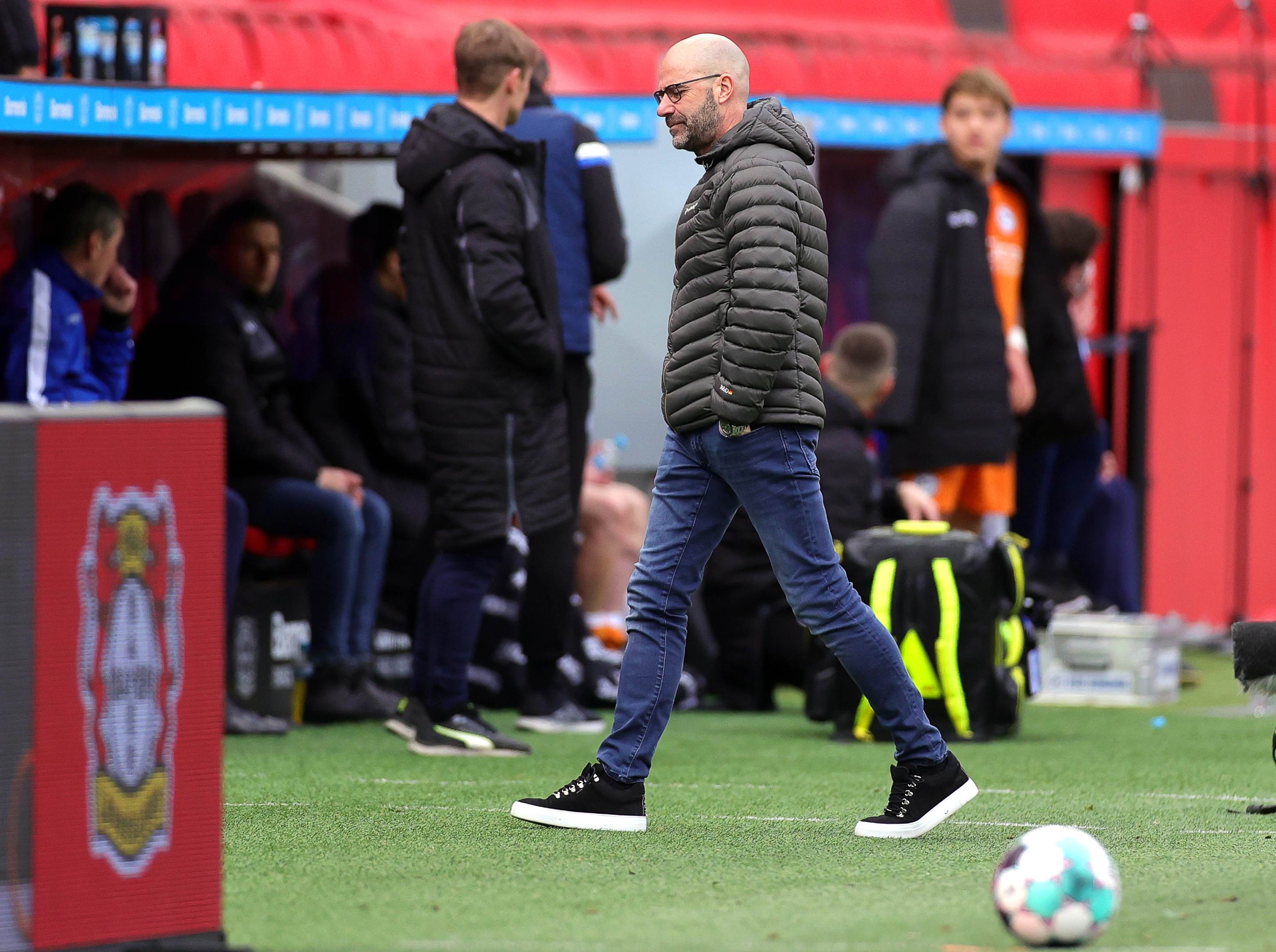Bayer Leverkusen coach Peter Bosz sacked