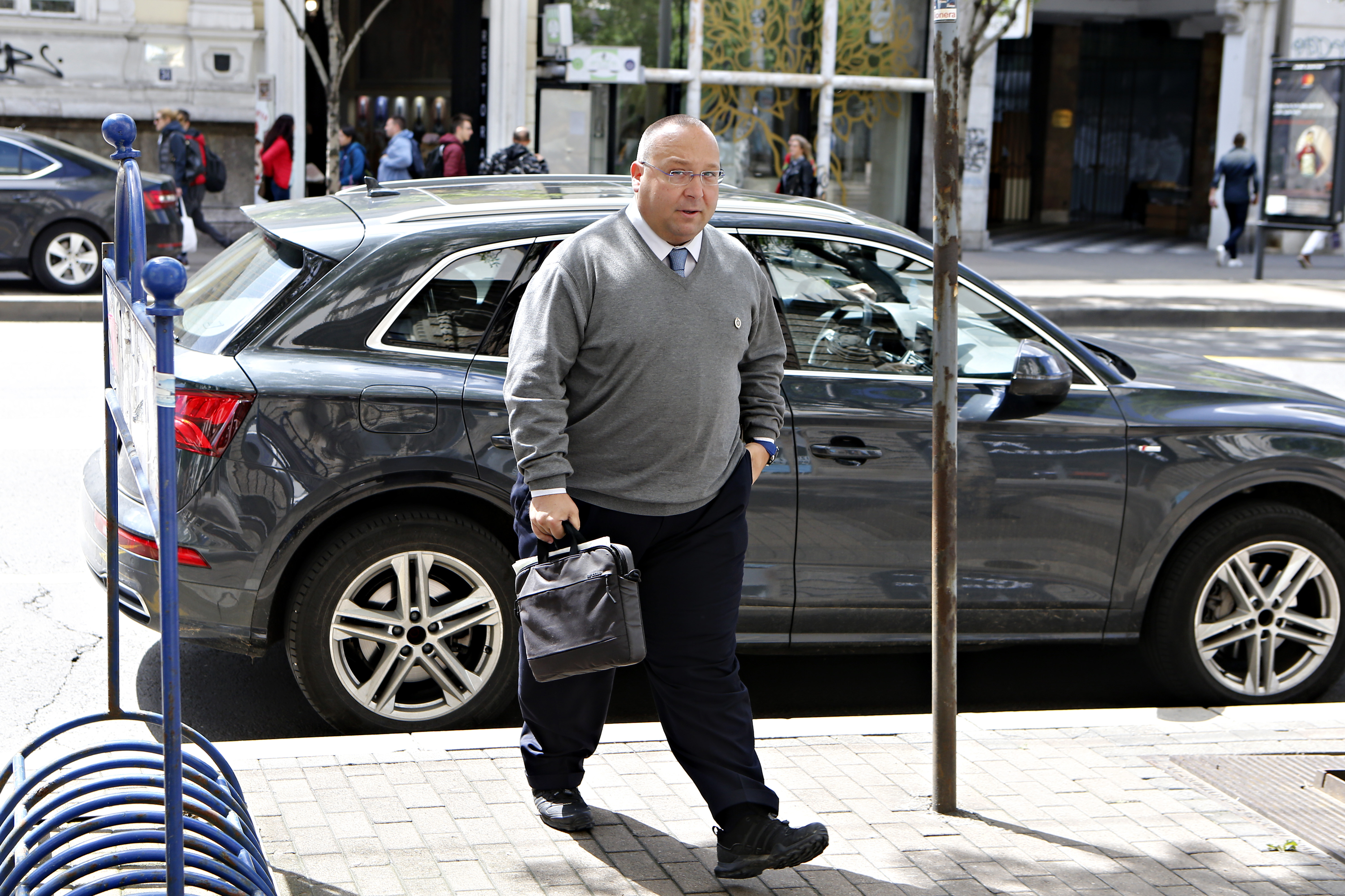 Zasedanje komisije Fudbalskog Saveza Srbije povodom priznavane titule iz 1946 godine FK Crvena Zvezda
Vladimir Vuletic clan komisije ispred FK Partizan
Beograd, 05.10.2019
foto: Starsportphoto ©