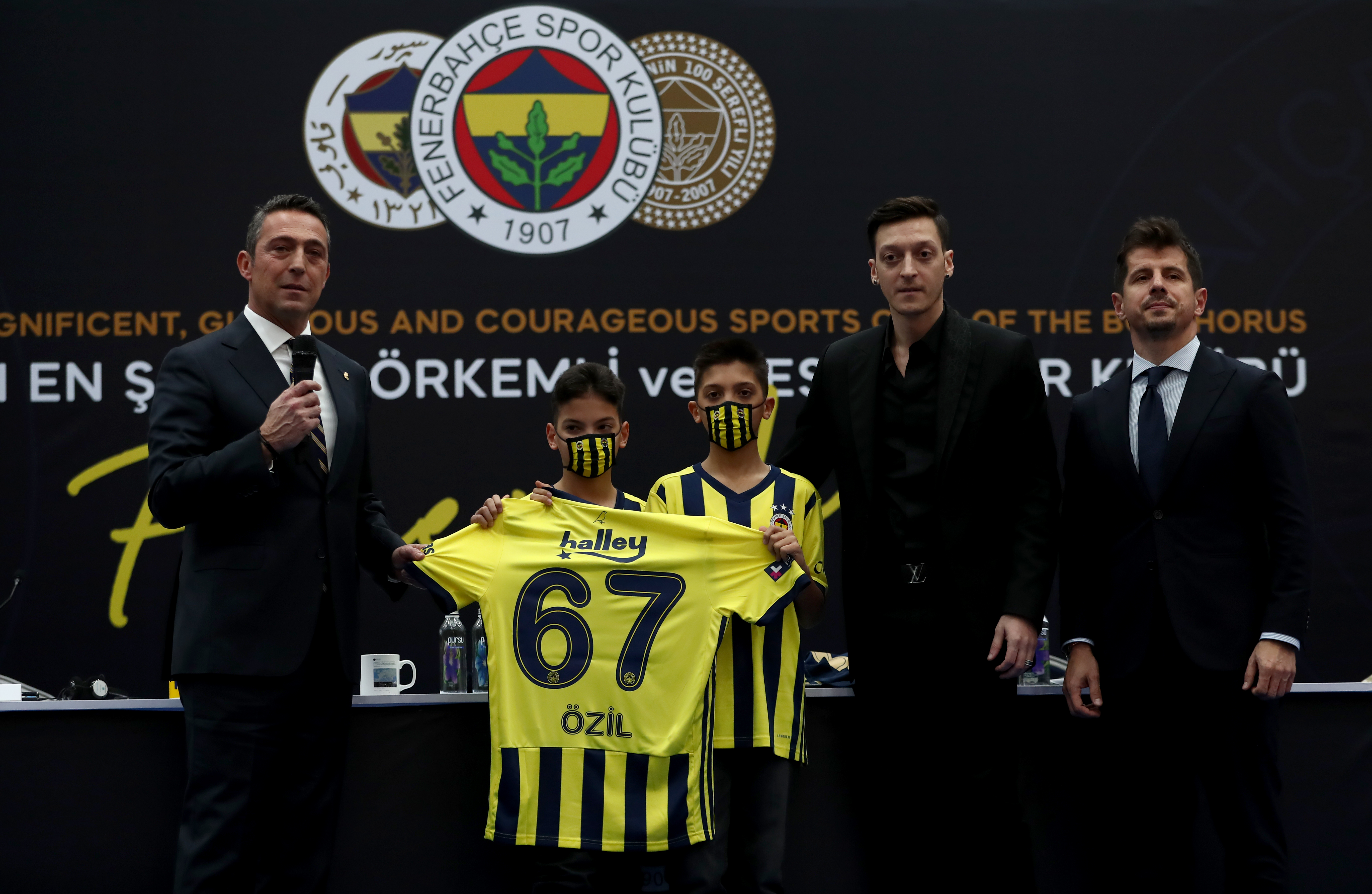 Fenerbahce's new transfer Mesut Oezil