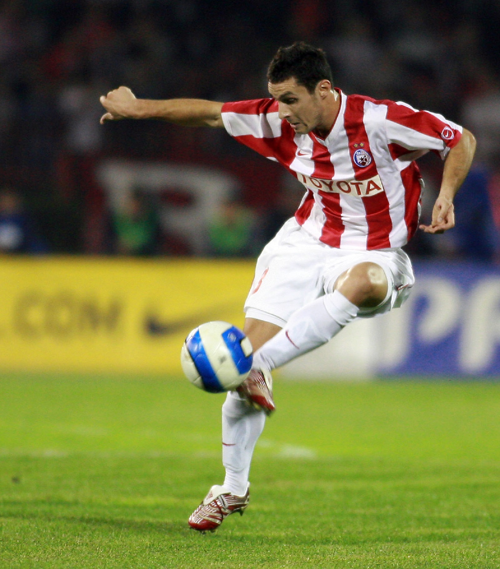 Sport Fudbal Soccer Football UEFA cup Kup UEFA Crvena Zvezda Red Star Groclin Dyskobolia Dusan Andjelkovic 4.10.2007. photo: Pedja Milosavljevic