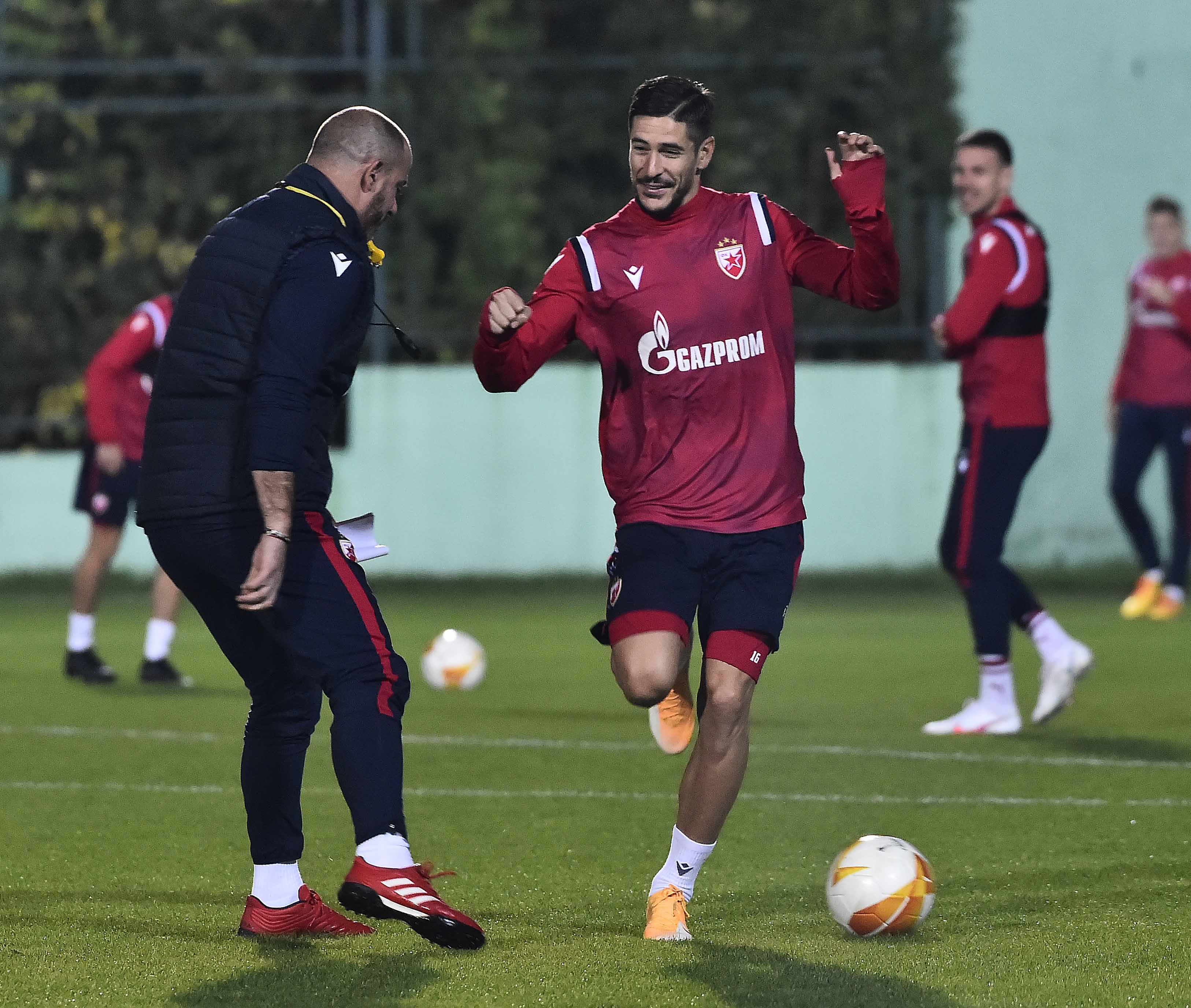Dejan Stankovic Diego Falcinelli Falcineli Crvena Zvezda trening practice prior to the UEFA Europa League football match between Crvena Zvezda (Red Star) and Gent in Belgrade, Serbia, Nov. 4. 2020.
foto: Nikola Mitic  STARSPORT