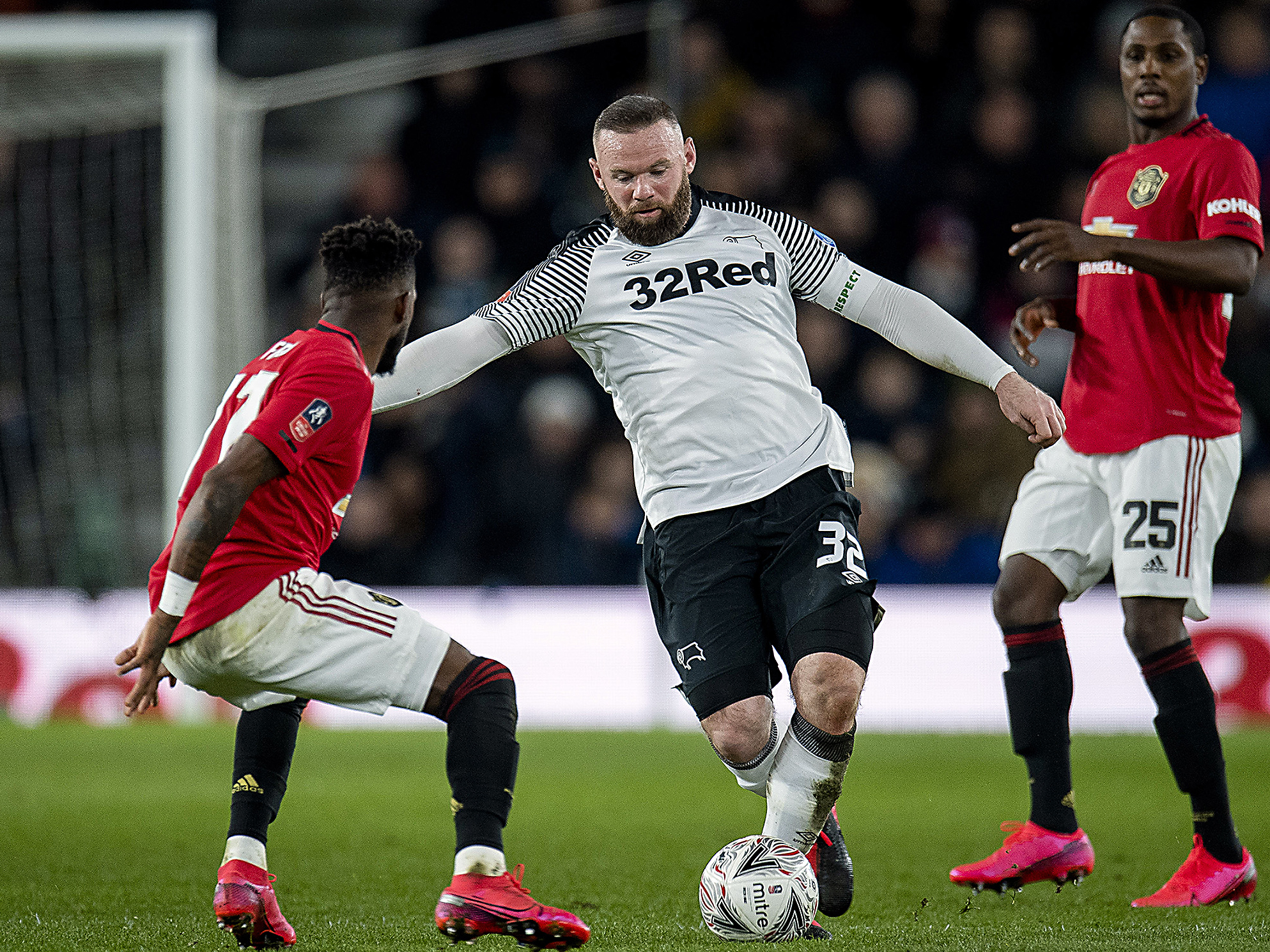 Foto: EPA-EFE/PETER POWELL