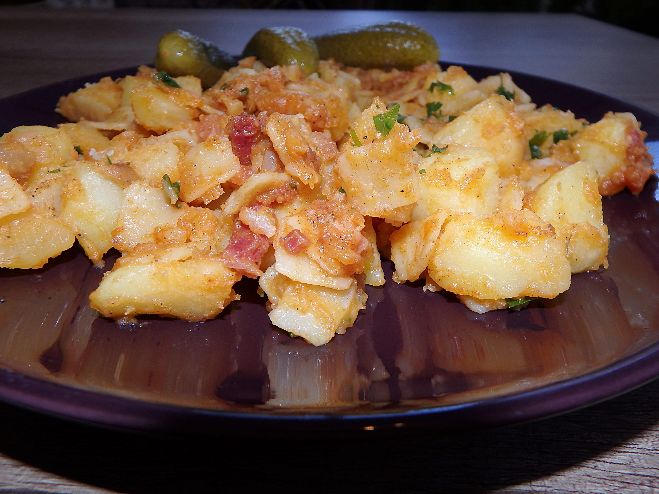 15.10. (b) Grenadir mars ili Nasuvo stock-photo-grenadier-march-traditional-slovak-food-pasta-with-bacon-and-potatoes-761796676