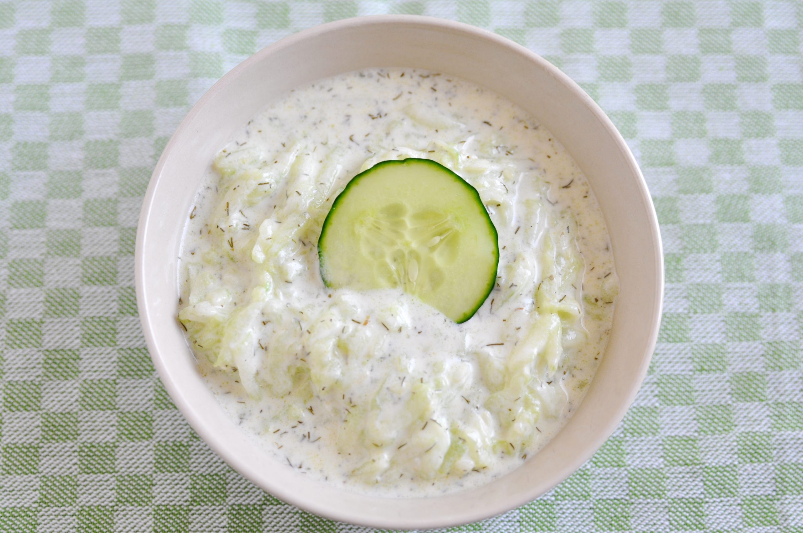 5.5.21. (c) Tarator salata stock-photo-greek-tzatziki-with-cucumbers-dill-and-garlic-143582674,  17. OBJAVLJENO 5. - 7. maj majstor amater