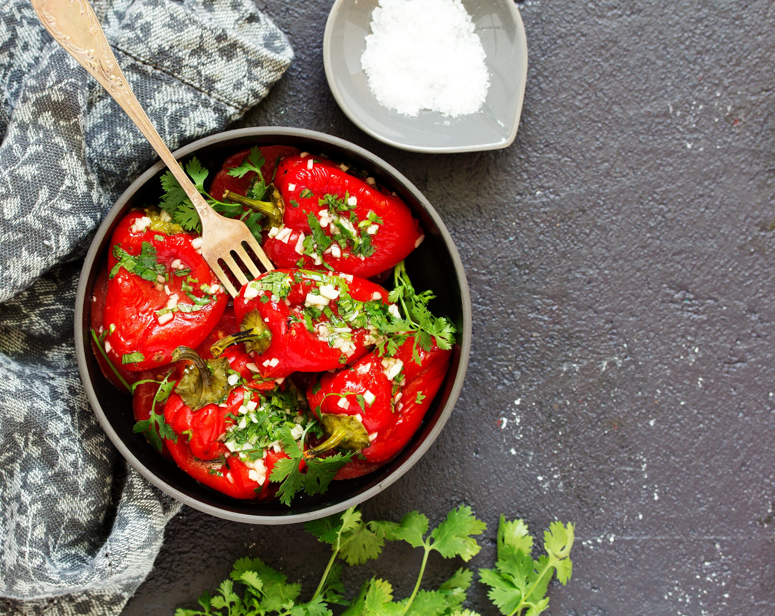 14.9. (c) Salata od pecenih paprika  stock-photo-baked-bell-peppers-salad-with-herbs-and-garlic-eastern-dish-1495417871 majstor amater