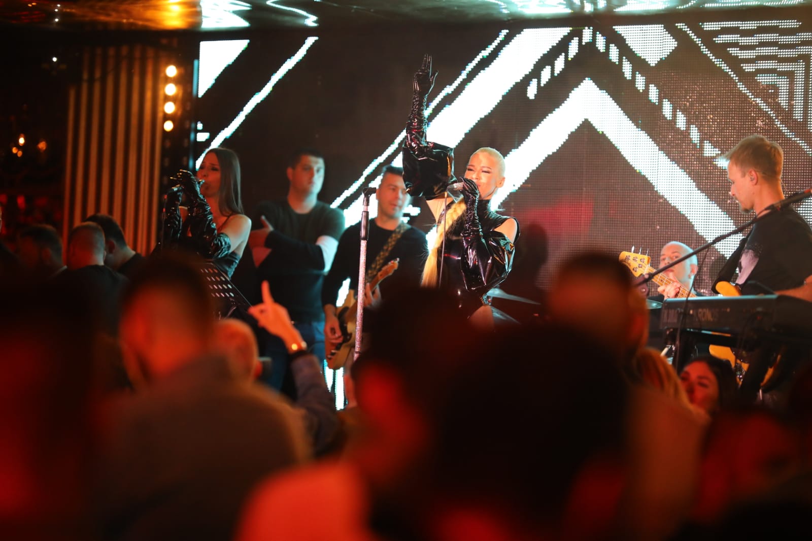 Nataša Bekvalac, slike prosledila Marija Dejanović, kaže imamo dozvolu kluba i klupskog fotografa, klub Port