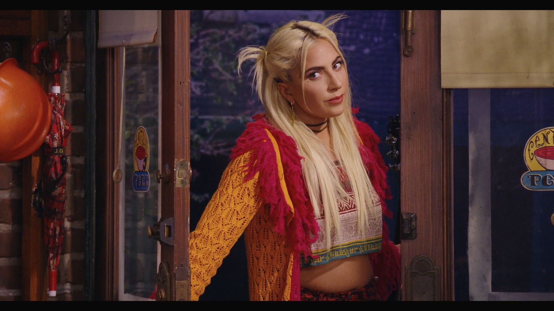 LADY GAGA joins Lisa Kudrow to sing 'Smelly Cat' on the HBO MAX special 'Friends: The Reunion.',Image: 612879055, License: Rights-managed, Restrictions: , Model Release: no, Credit line: IMP Features / IMP Features / Profimedia