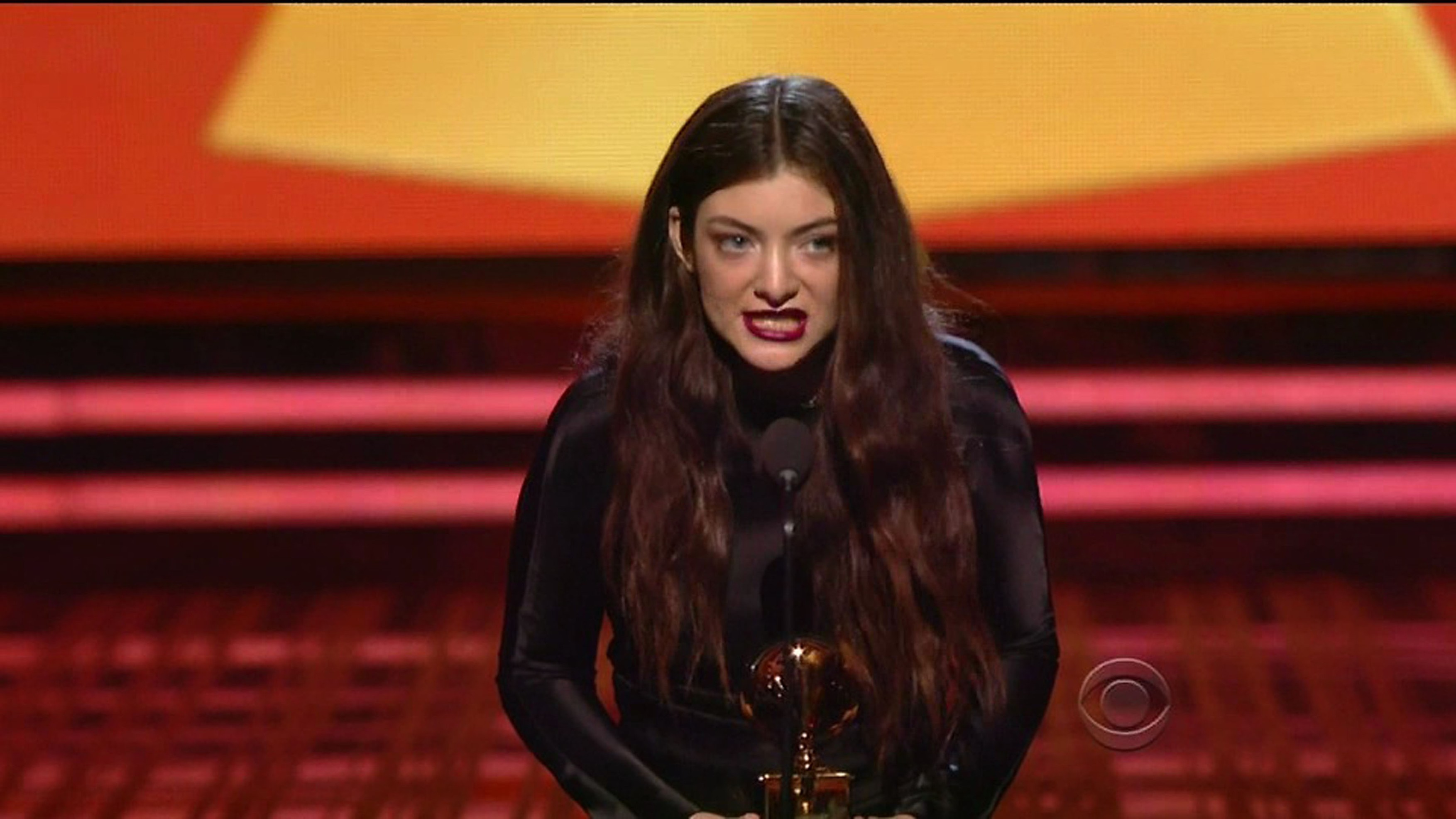 Teen pop sensation Lorde wows at the Grammys
