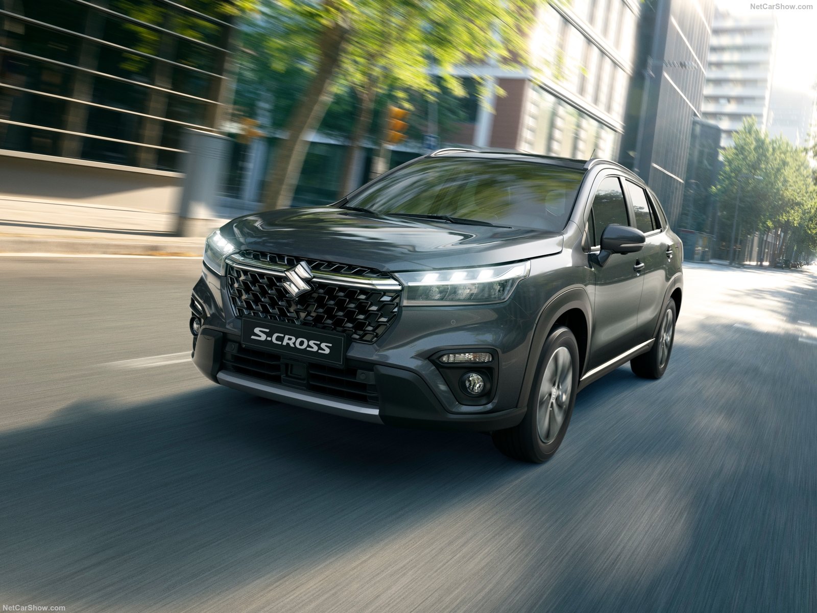 Renault 4, leteći auto. A druge fotke su potpis Suzuki, tag: SX4, S-Cross. Hvala