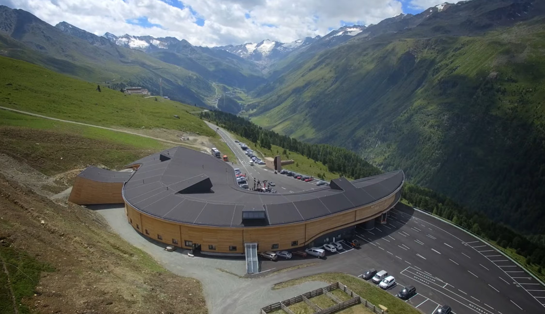 izgoreo Top Mountain Motorcycle austria