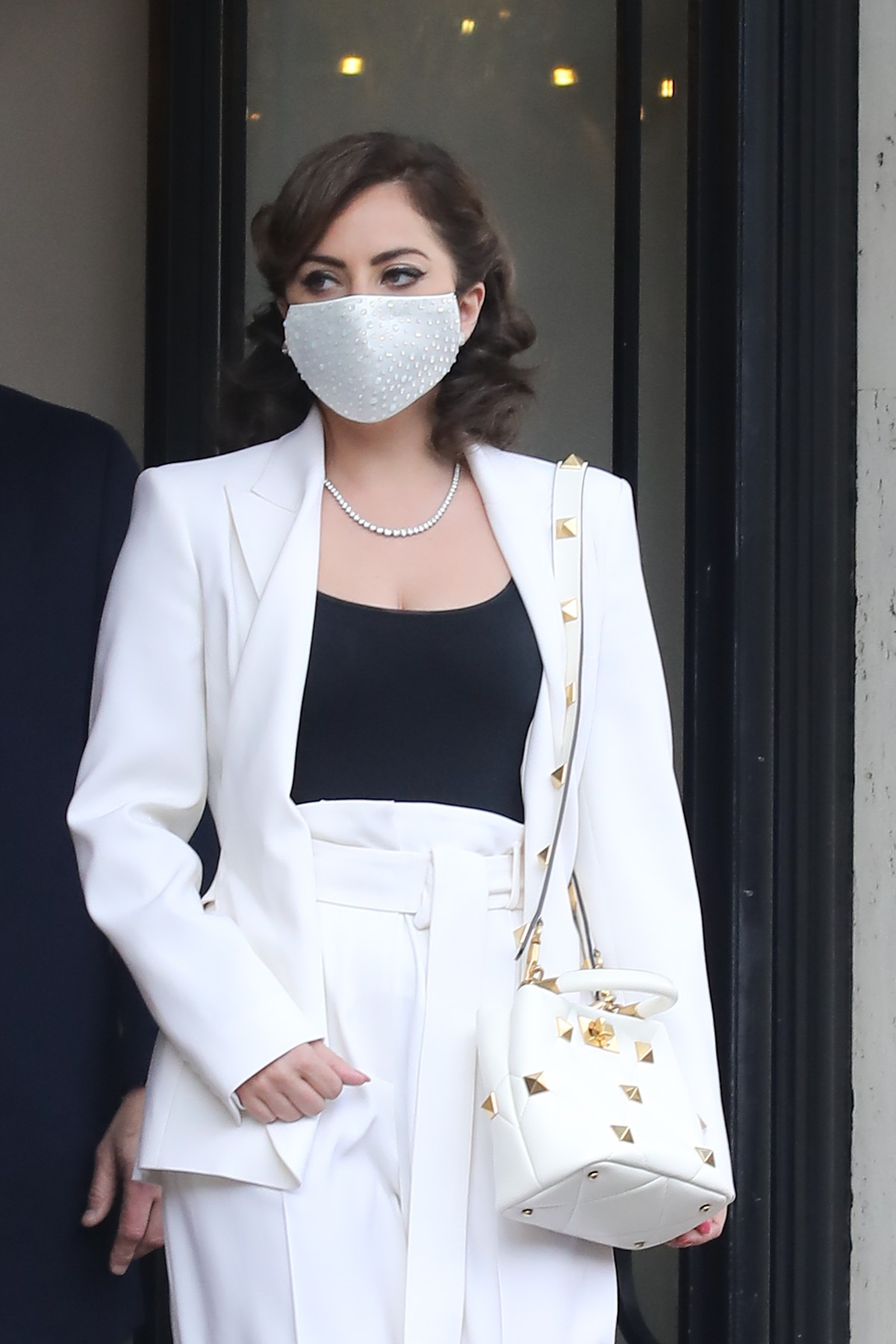 Rome, Lady Gaga leaves the hotel