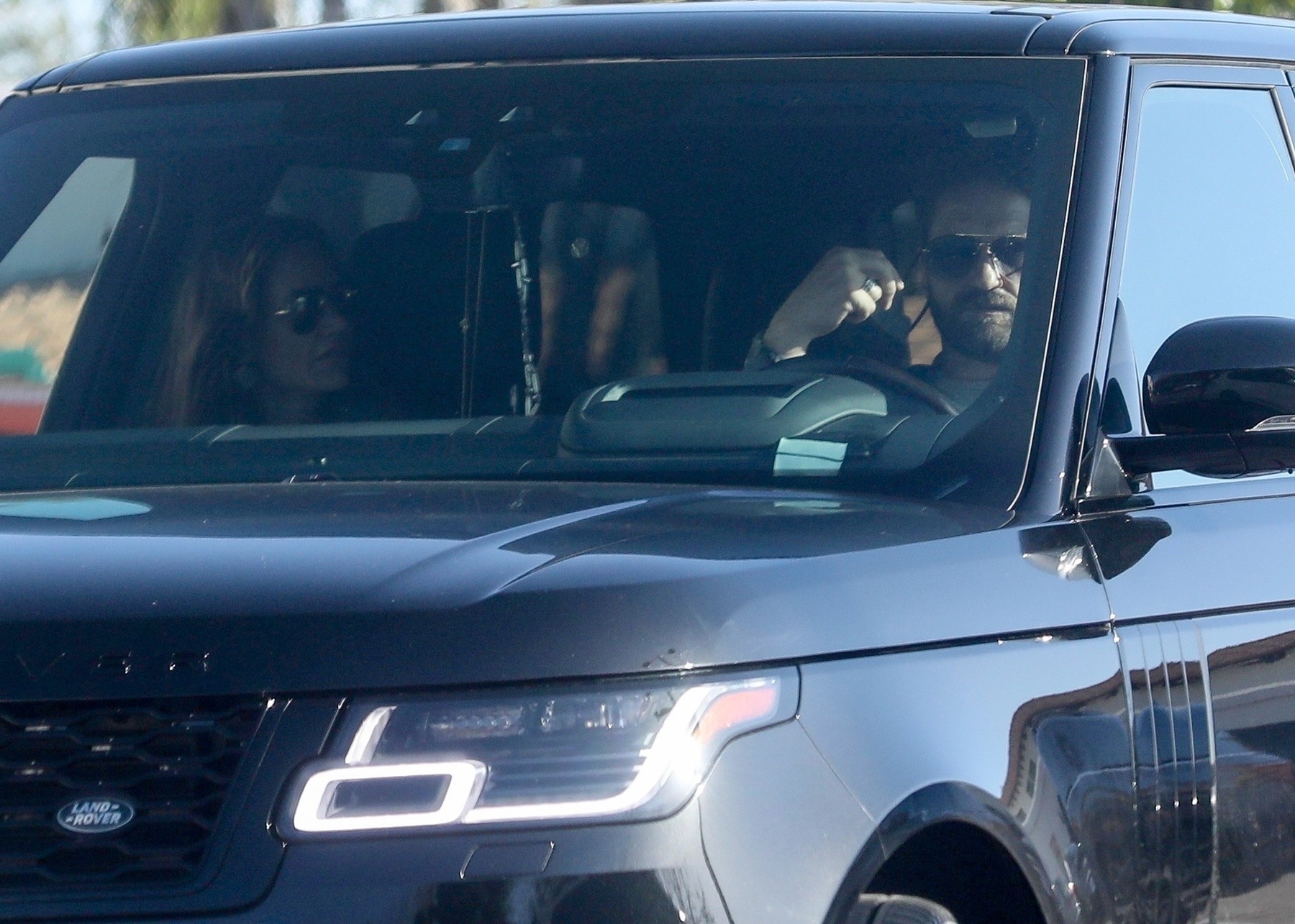 *EXCLUSIVE* Gerard Butler and ex-girlfriend Morgan Brown go on a lunch date at Taverna Tony in Malibu