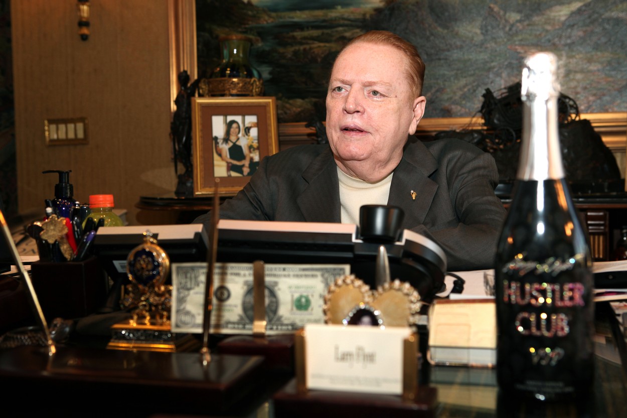 Larry Flint en rendez-vous chez lui. Marissa Roth. PO