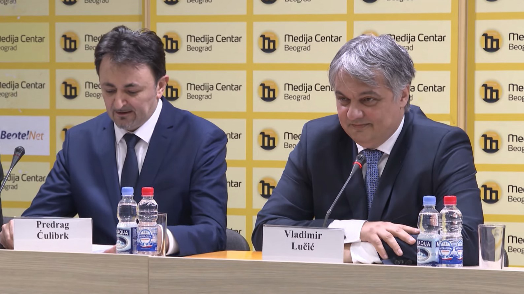 Šta je pozadina promene na čelu Telekoma ?