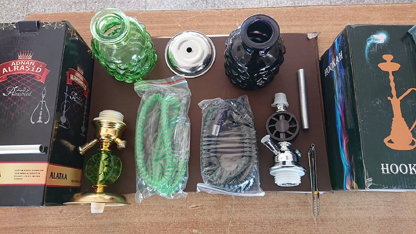 Šverc, krijumčarenje, duvan, nargila, nargile, piće, alkohol Foto: Uprava carina