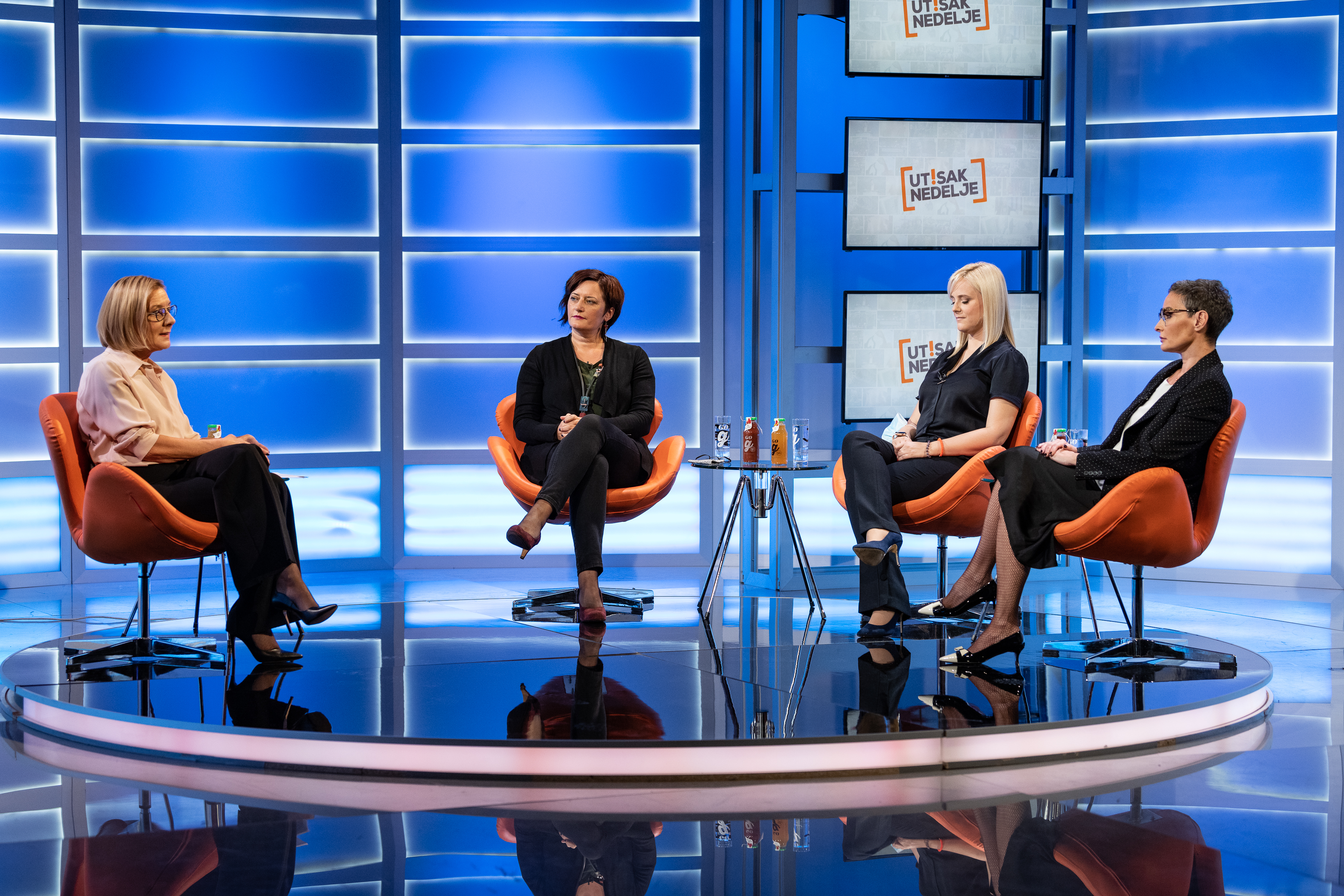 Beograd 15.11.2020. Olja Bećković, Milica Kralj, Žaklina Tatalović, Olivera Zekić, emisija Utisak nedelje Foto: Ivan Dinić/Nova S