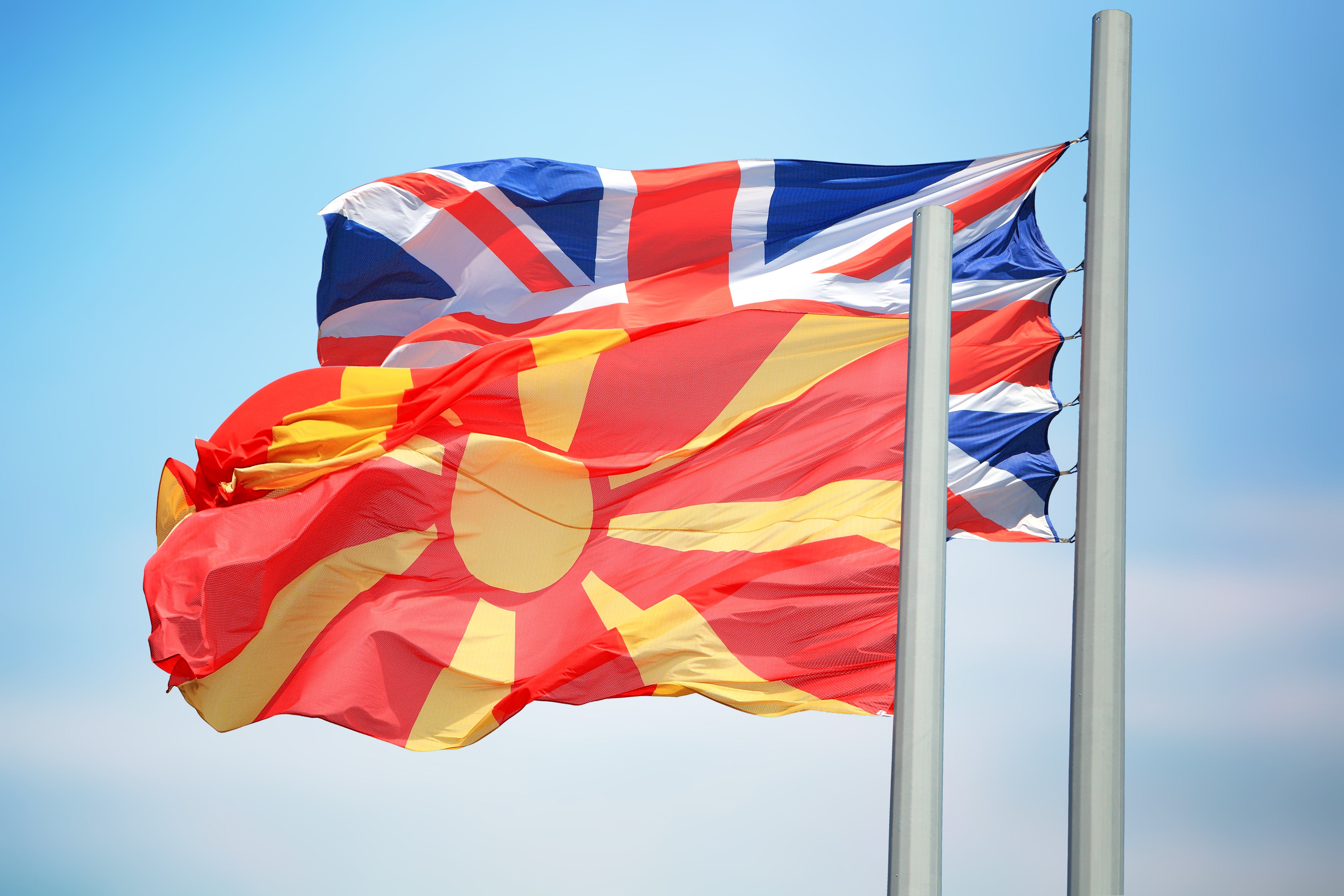 Severna Makedonija, Velika Britanija, Engleska, zastava, zastave Foto: Shutterstock