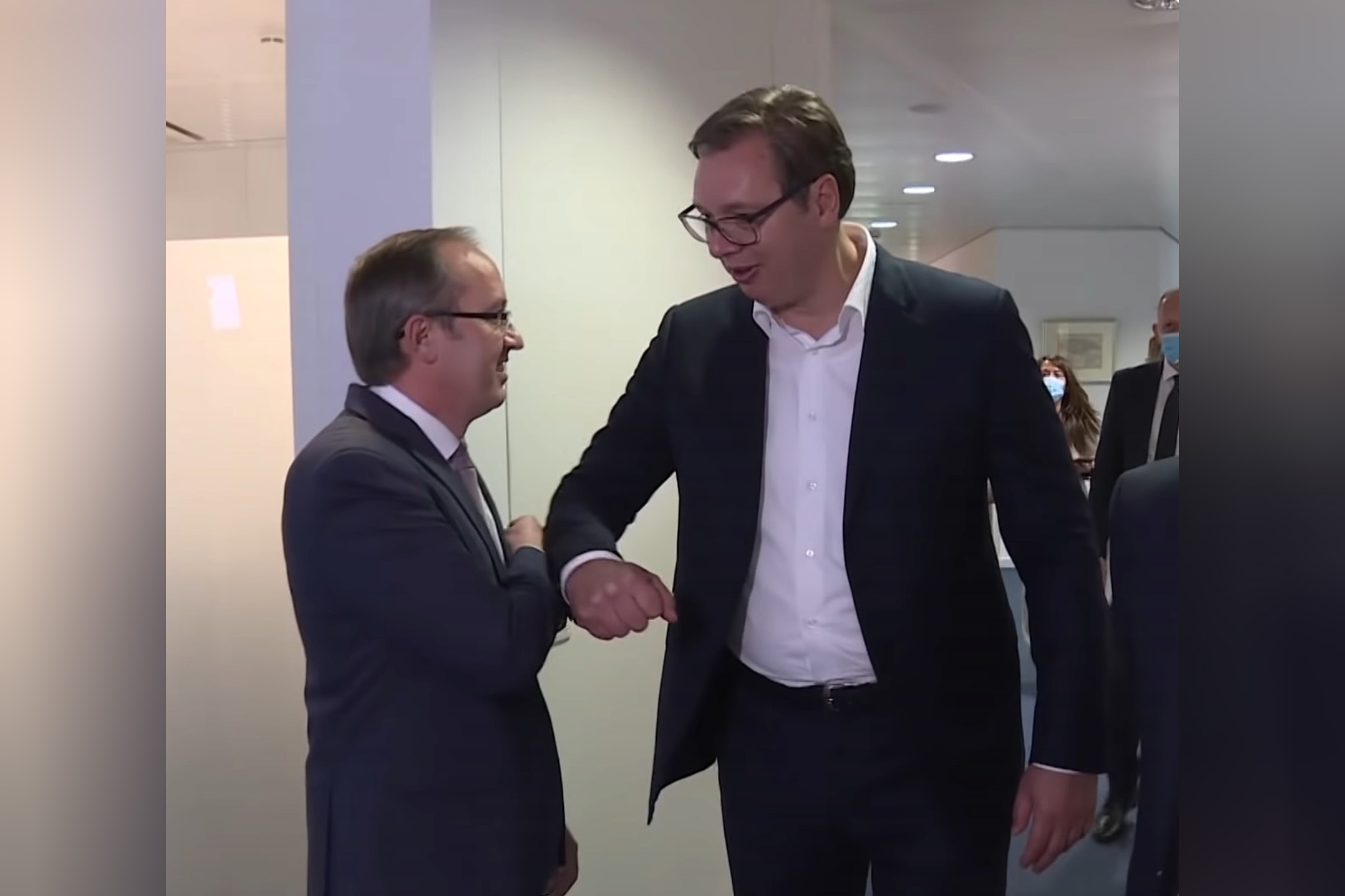 hoti vucic foto pritnscreen