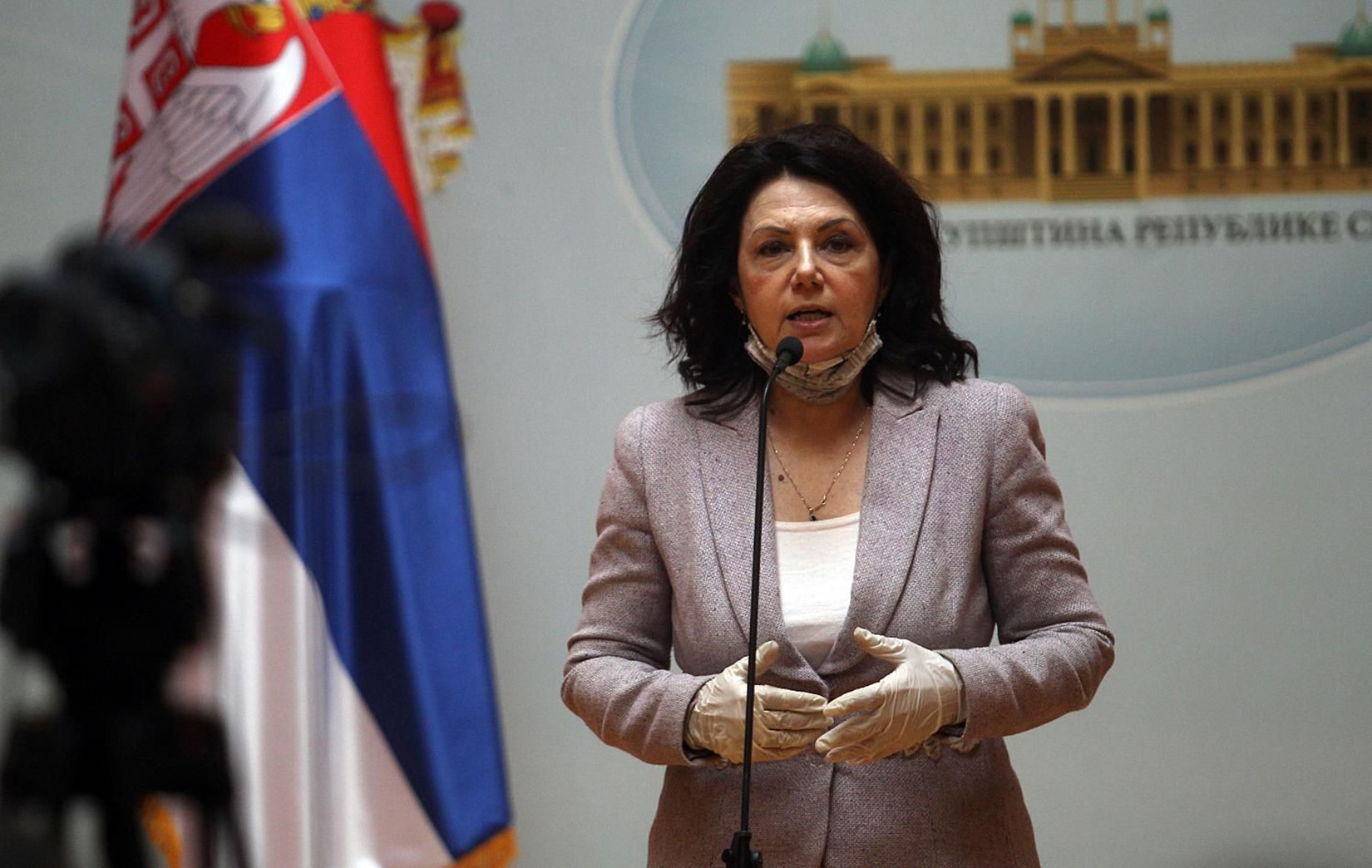 Mesto: Beograd
Datum: 06.05.2020
Dogadjaj: POLITIKA - narodna poslanica Sanda Raškoviæ Iviæ na konferenciji za novinare u Skupštini Srbije
Licnosti: Sanda Rašković Ivić