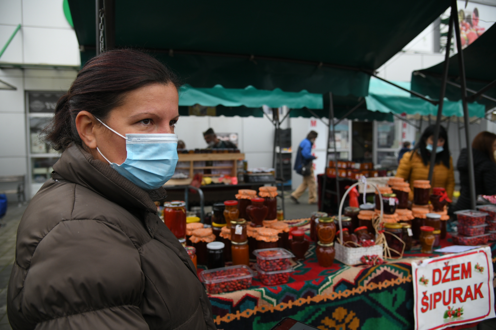 Beograd 07. novembar 2020. Zimnica na zelenoj pijaci Blok 44 Novi Beograd Foto:Nemanja Jovanović/Nova.rs