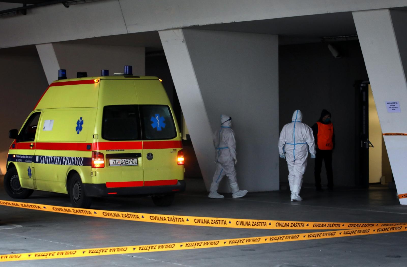 Zagreb, Arena, prvi pacijenti, koronavirus
28.11.2020., Zagreb - Dolazak prvih pacijenata zarazenih koronavirusom u Arenu Zagreb.
Photo: Boris Scitar/Vecernji list/PIXSELL