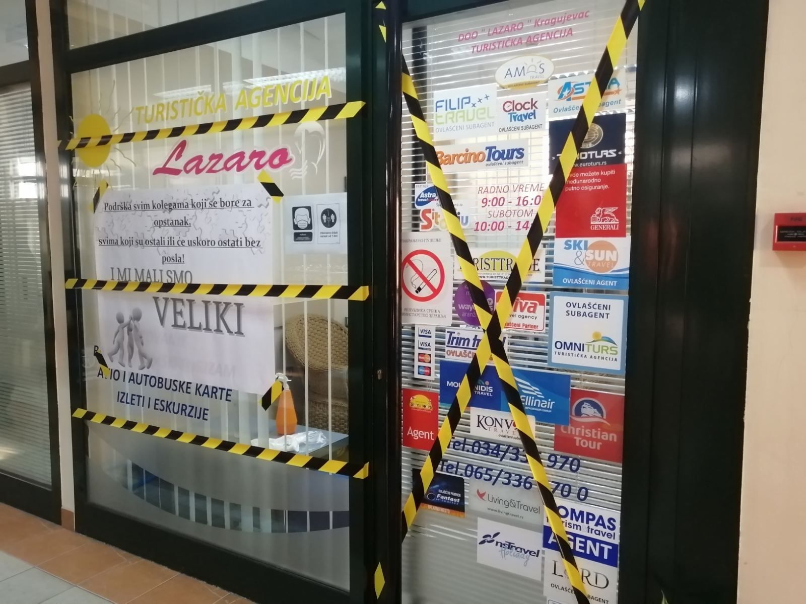 Turisticke agencije zute trake protest