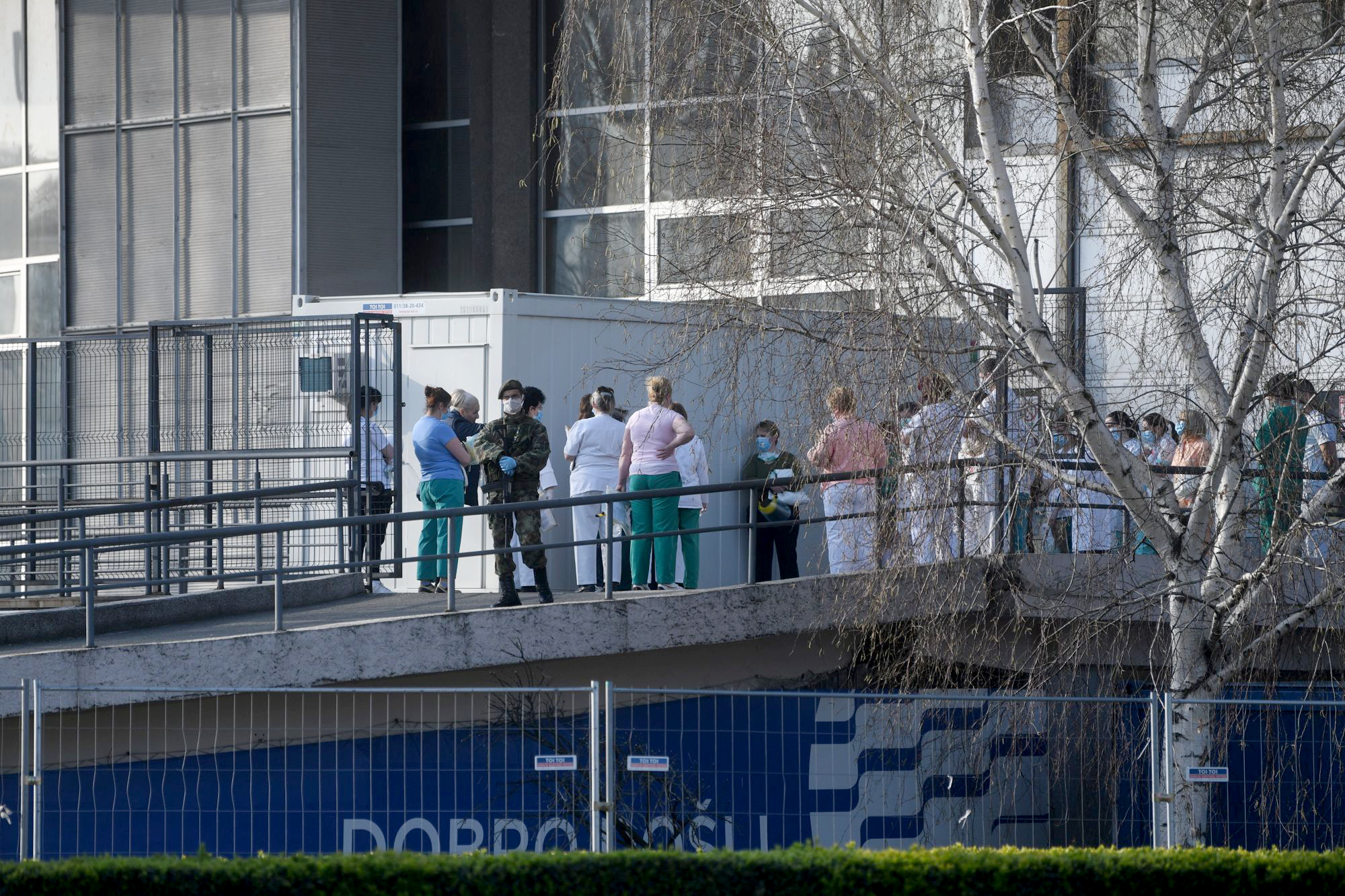 Beograd 29.03.2020. Beogradski sajam prihvatni centar za obolele od koronavirusa, bolnica BG Sajam, medicinsko osoblje Foto;Filip Krainčanić/Nova.rs