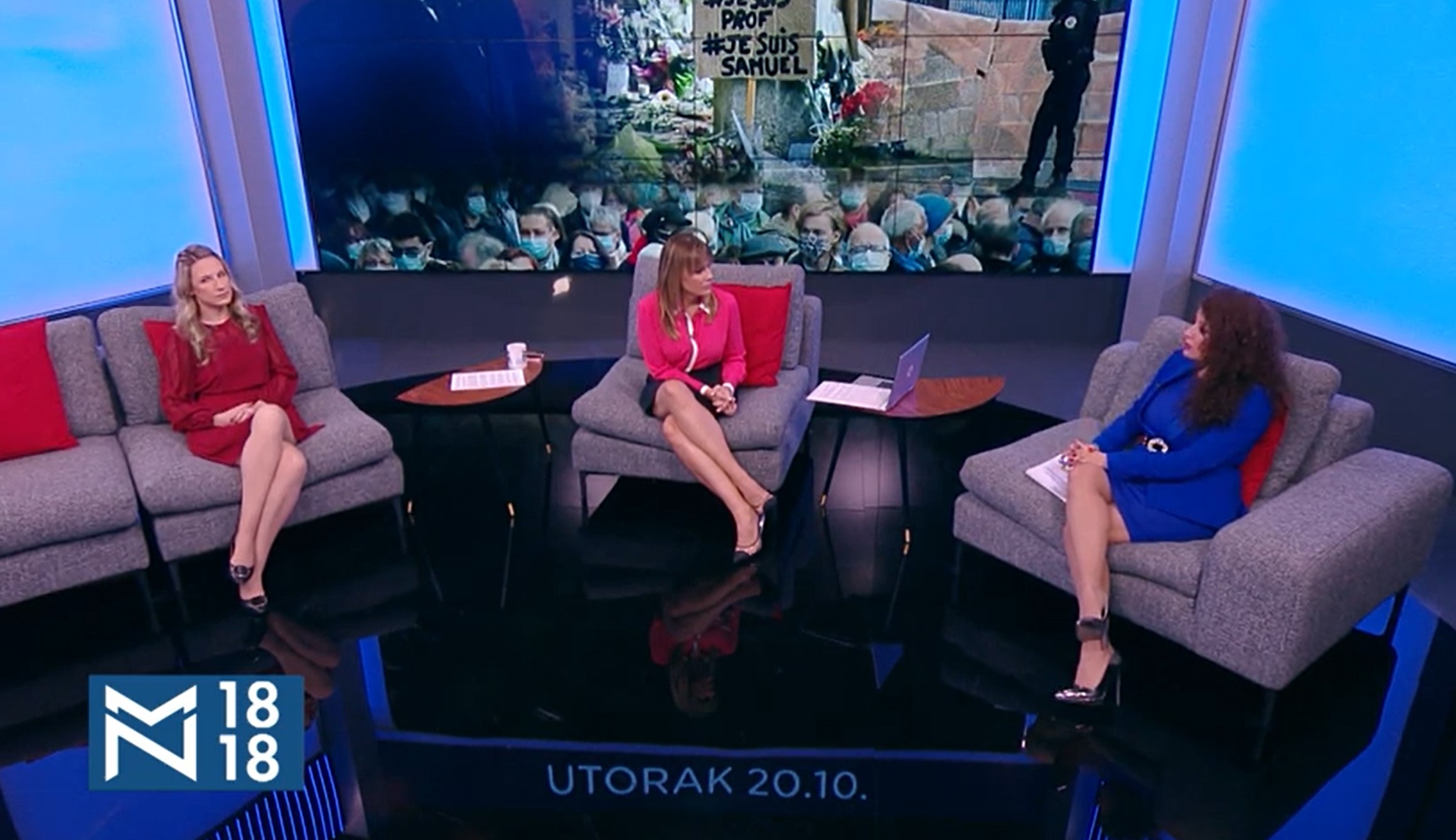 Medju Nama
Glava za ideologiju - Aleksandra Kolaković i Marija Đorić