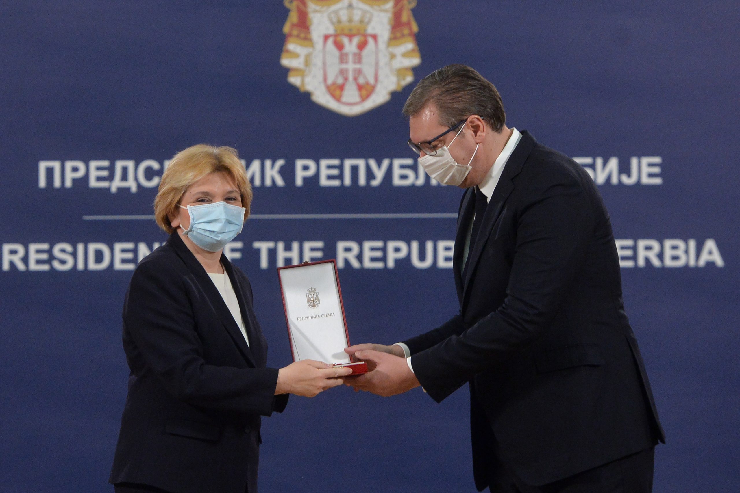 Beograd, 30. novembra 2020 - Direkotor Instituta za onkologiju i radiologiju KCS Danica Grujicic. Predsednikk Republike Srbije Aleksandar Vucic danas urucio odlikovanja. FOTO  TANJUG/ ZORAN ZESTIC/bs