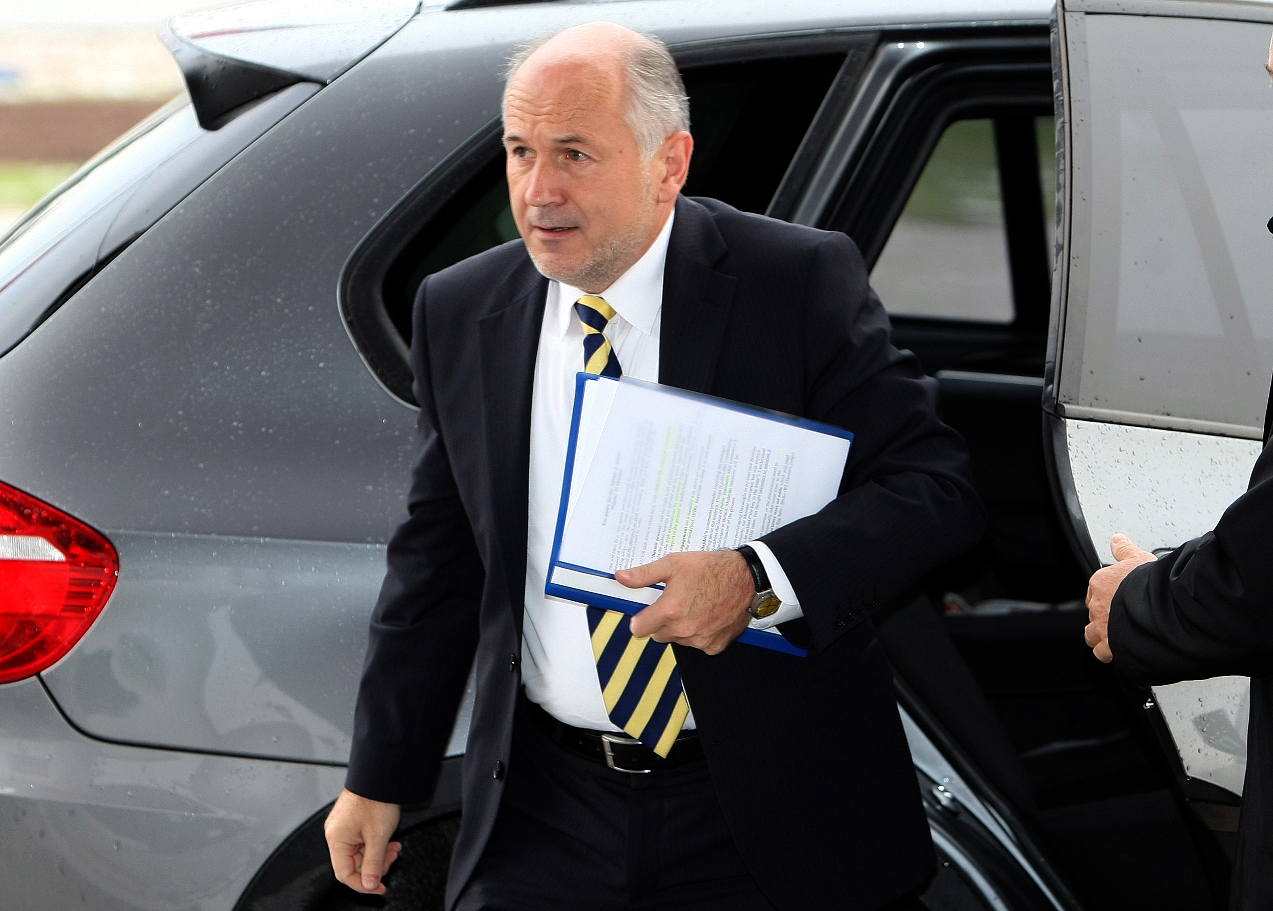 Meeting of the Swedish Foreign Minister Carl Bildt, European Commissioner for Enlargement Olli Rehn and Deputy Secretary of State James Steinberg with the leaders of the main Bosnian parties
