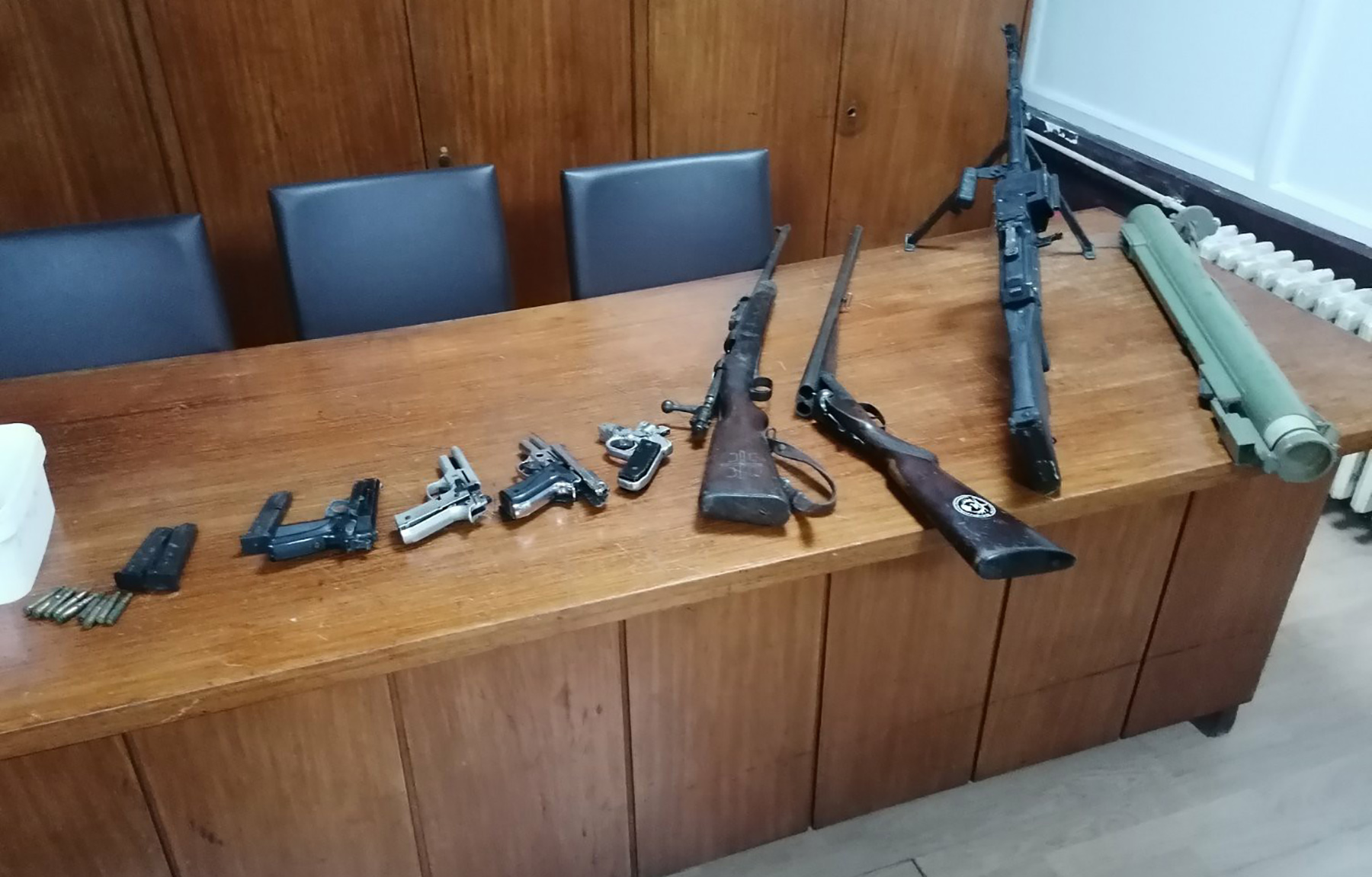 Zaplena oruzja oruzje