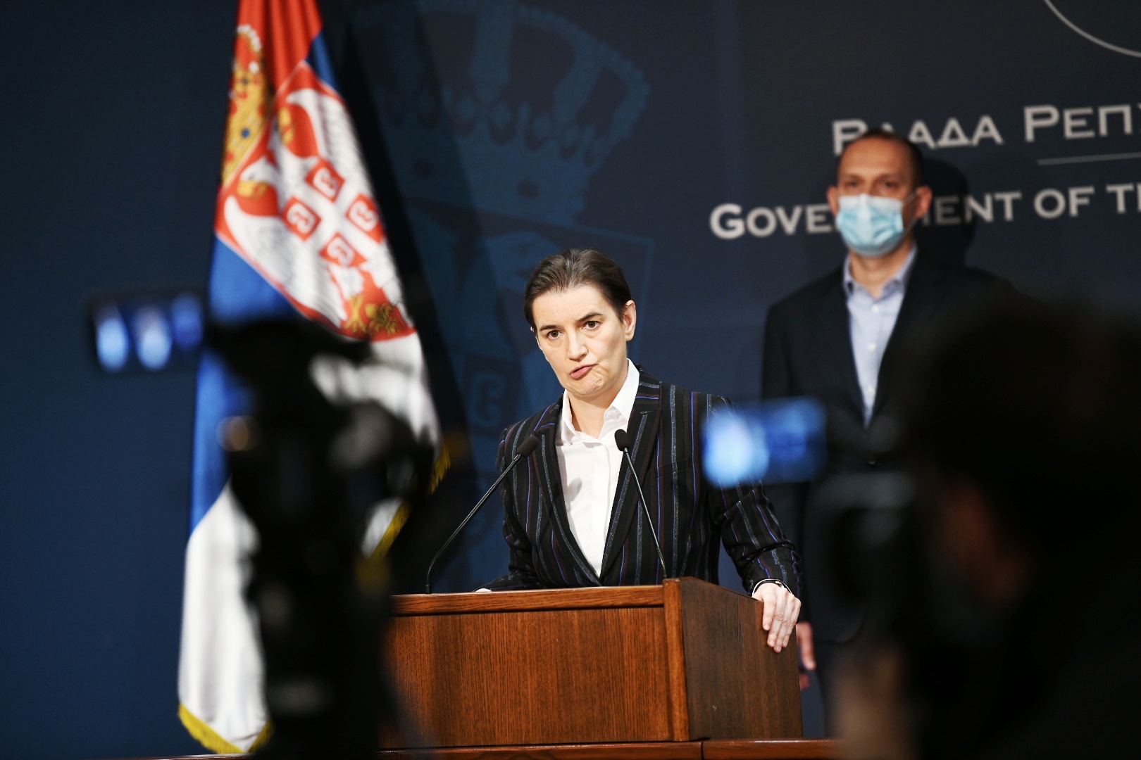 Beograd 15. novembar 2020. Vanredna sednica Vlade Srbije, zasedanje ministara povodom donosenja novih mera za suzbijanje sirenja pandemije koronavirusa Foto:Vesna Lalić/Nova.rs