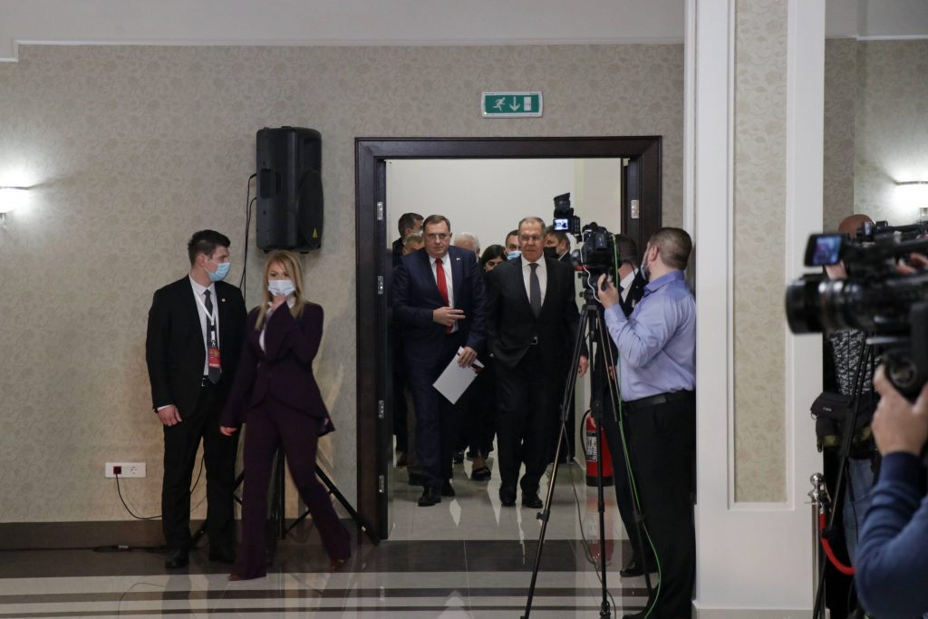 Sarajevo, 14.12.2020. - Predsedavajuci Predsednistva i srpski clan Predsednistva BiH Milorad Dodik i ministar spoljnih poslova Rusije Sergej Lavrov sastali su se danas u Sarajevu.  (BETAPHOTO/HINA/FENA/MO)