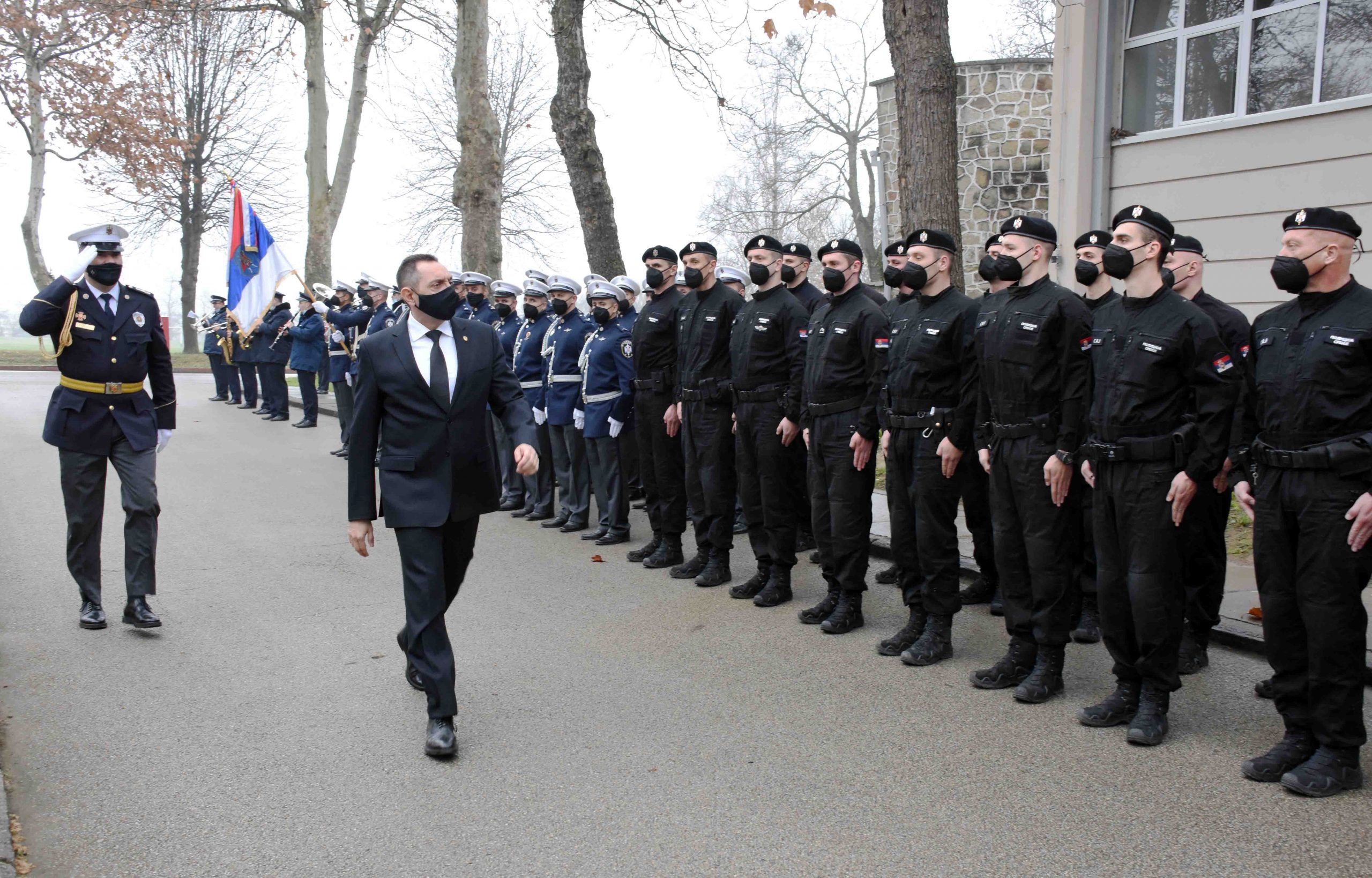 MUP-SAOPSTENJE-MINISTAR VULIN-DAN SAJ-a