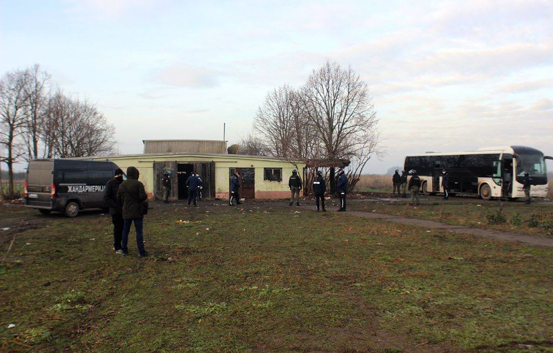 Iregulari migranti, policija, Kikinda, zandarmerija, ilegalni migranti