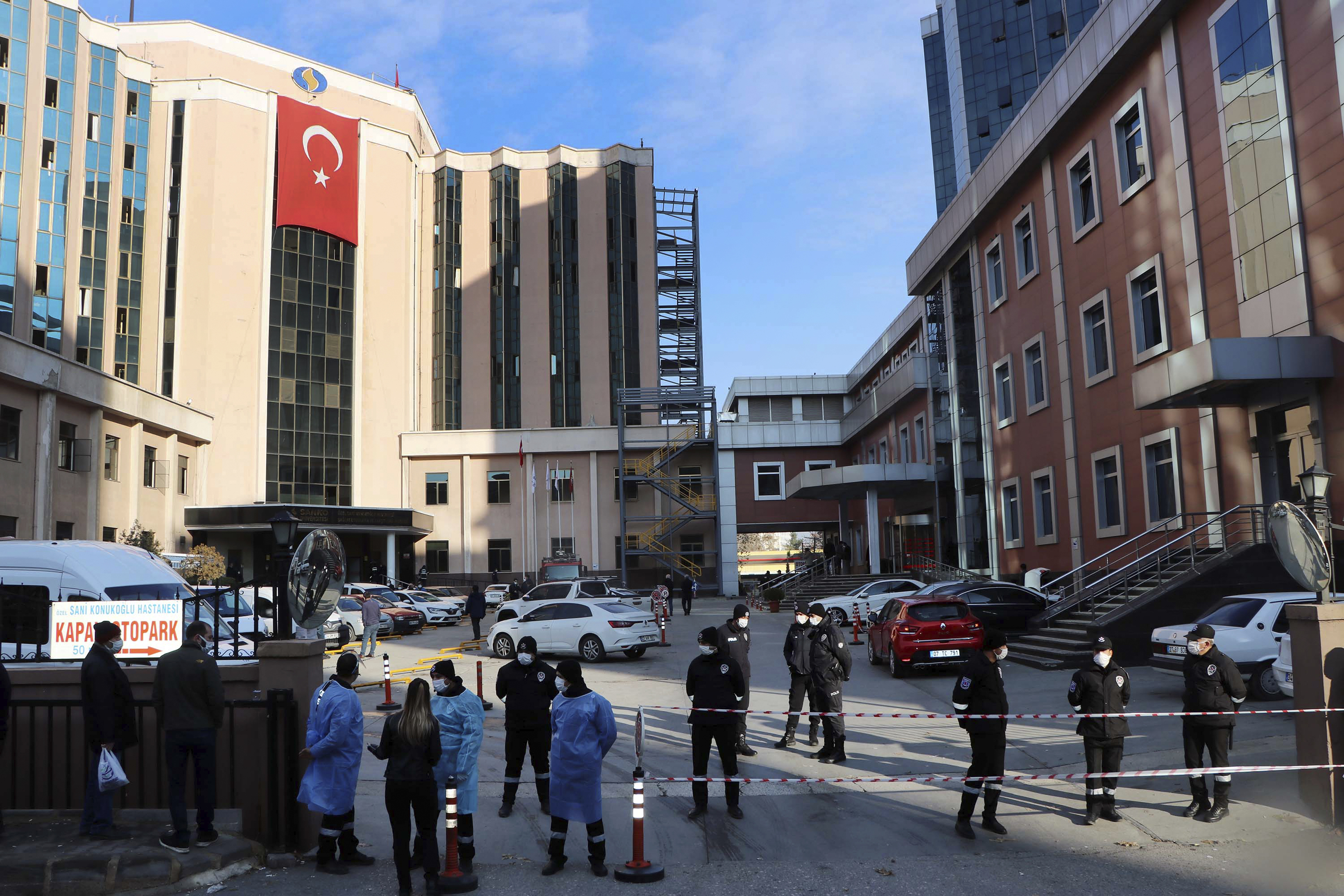 Turska pozar, Turkey Virus Outbreak Hospital Fire