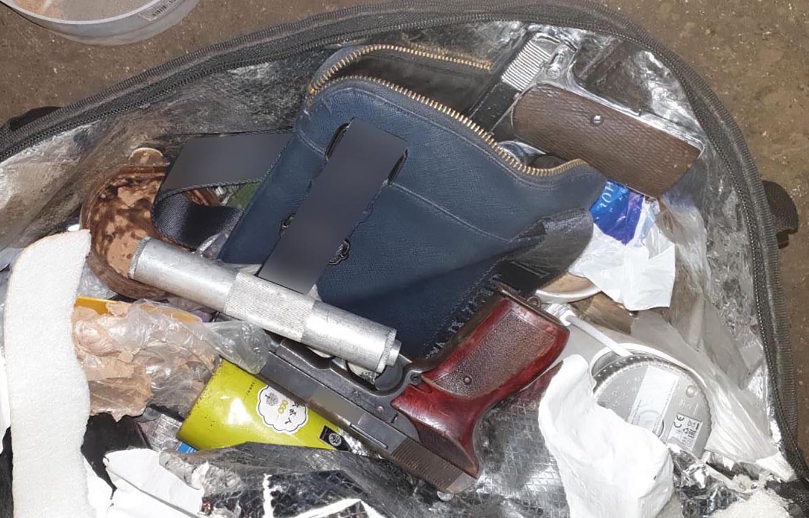 Beograd 24.12.2020. Oružje, hapšenje Foto: MUP Srbije