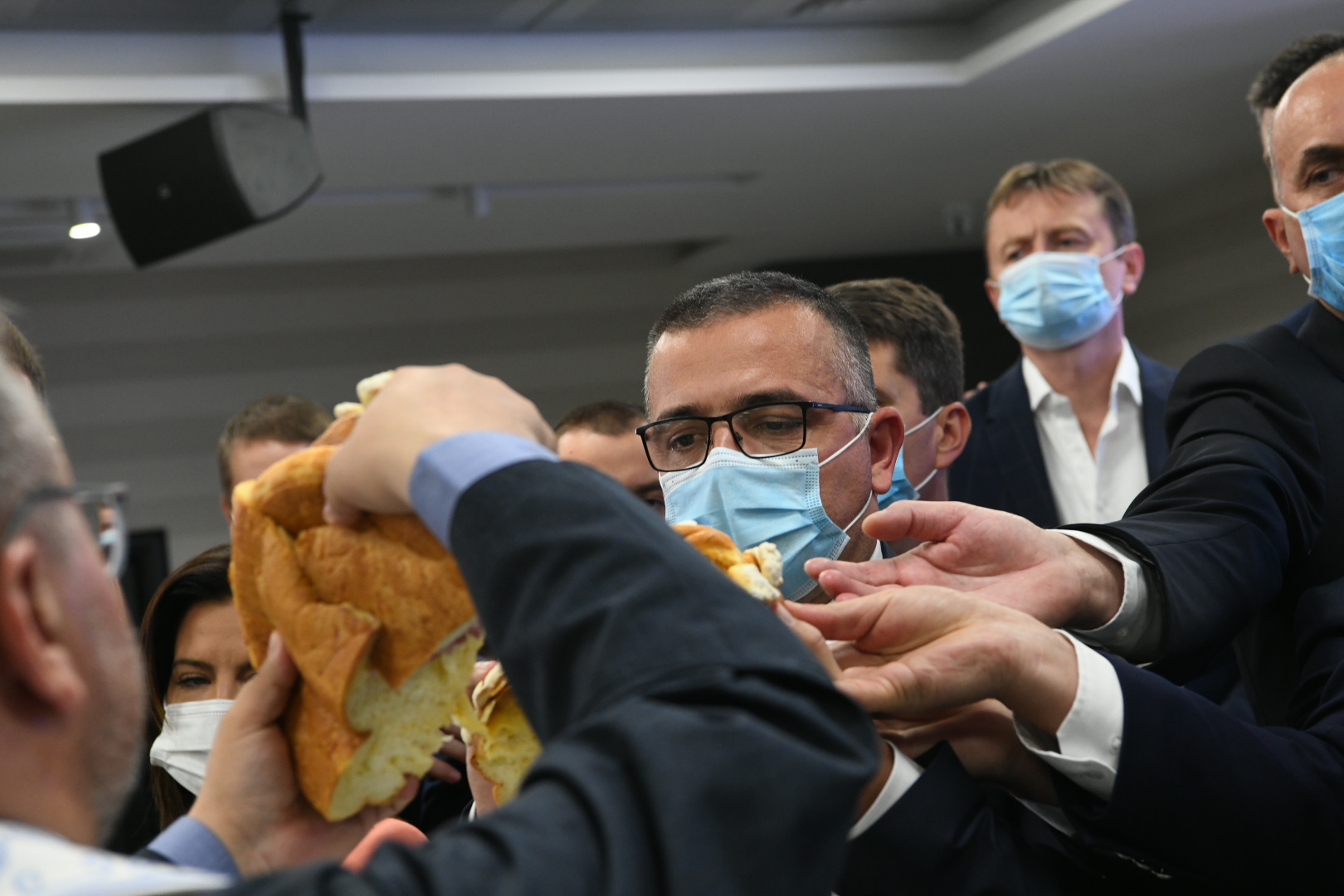 Beograd 27.10.2020. Sveta Petka, slava SnS, Srpska napredna stranka, sediste,