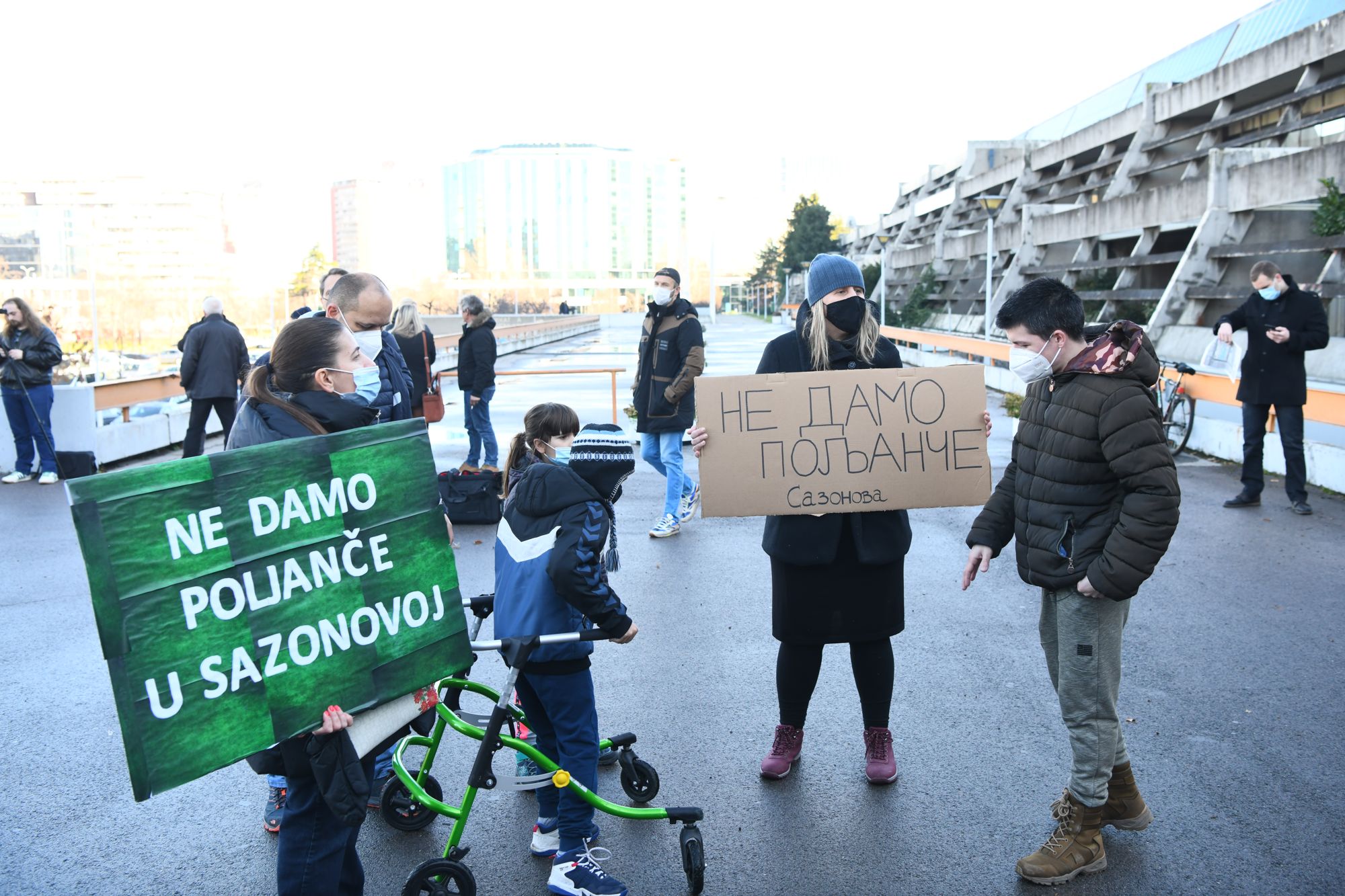 Beograd 29.12.2020. Grupa građana, grupa gradjana Bitka za Košutnjak, protest, sednica Skupštine Grada, Makiško polje, Makiš, izgradnja Foto: Goran Srdanov/Nova.rs