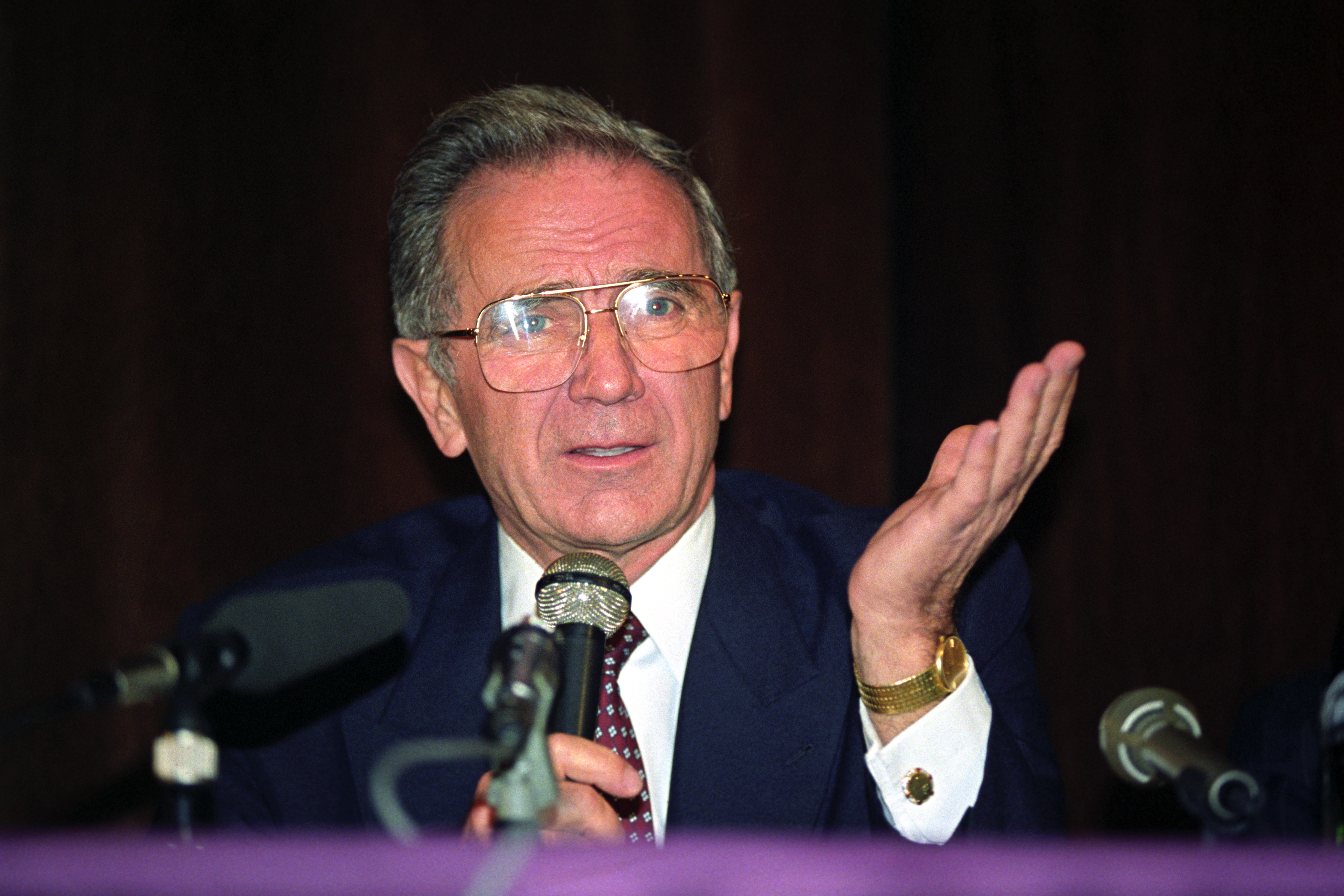 Yugoslav Prime Minister and one of the main candidate for Serbian presidency Milan Panic speaks during his meeting with Serbian intellectuals in Belgrade, Yugoslavia, 05 December 1992. EPA/MAJA ILIC