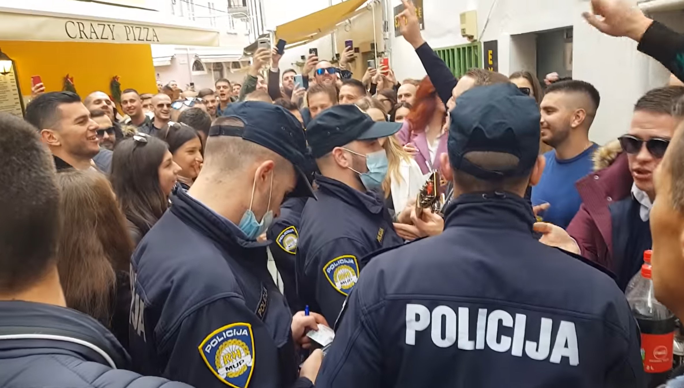 Zadar, Badnji dan policija