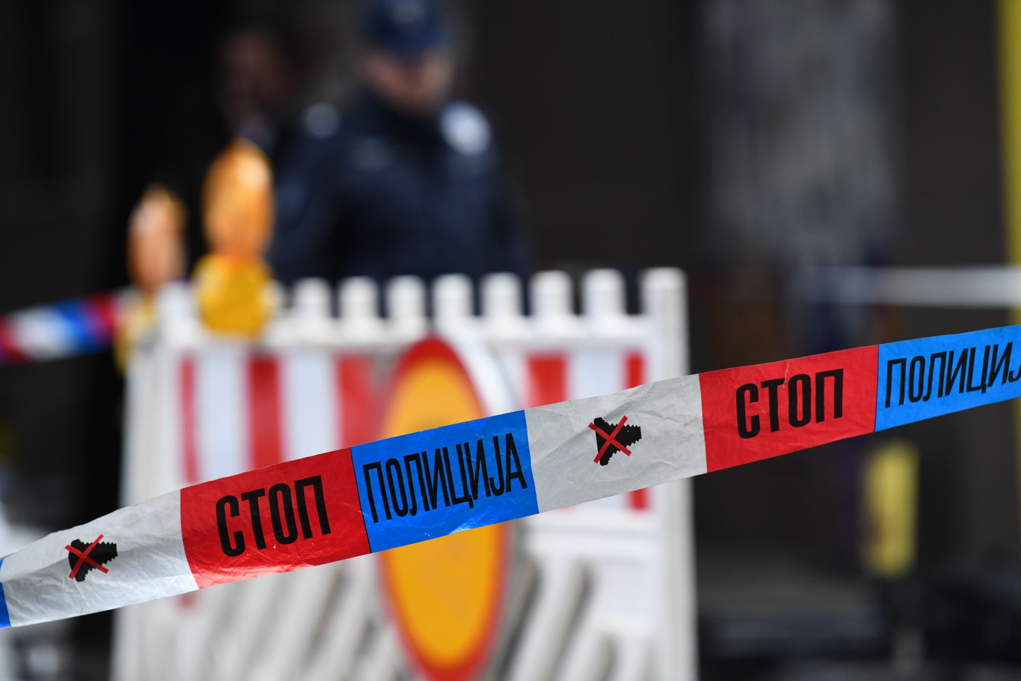 Beograd, 08.10.2020. Hronika, poginuo radnik zatrpan zemljom u Kneza Danila, policija, policijska traka Foto: Goran Srdanov/Nova.rs