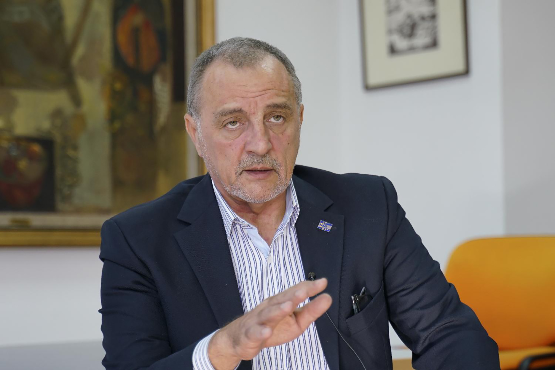 Mesto: BEOGRAD
Datum: Sun Oct 25 08:21:31 CET 2020
Dogadjaj: KVAKA 23/EVROSERVIS - izjava FoNetu potpredsednika Narodne stranke Zdravka Ponoša, u okviru serijala Kvaka 23
Fotoreporter: Marija Djoković
Ličnosti: Zoran Živković
Izvor: FoNet