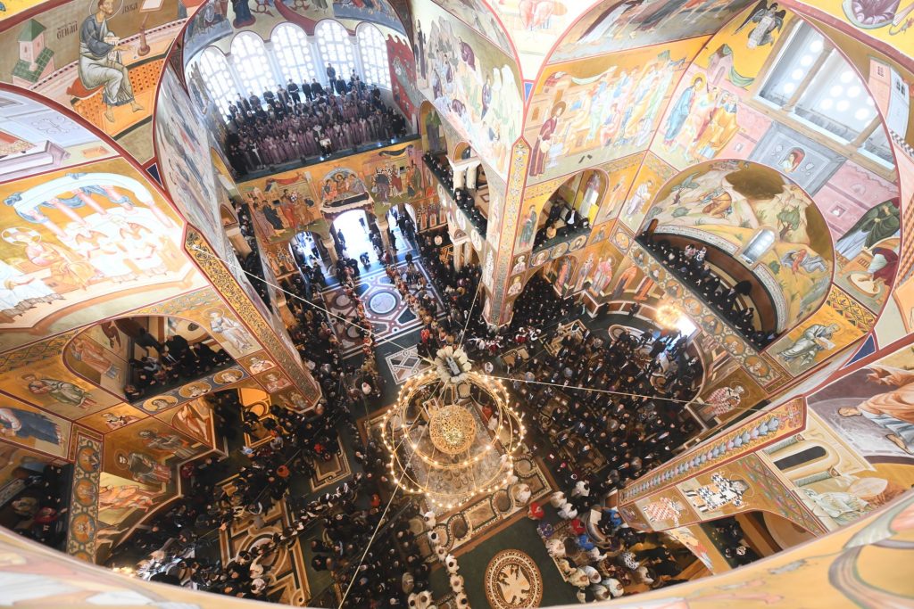 Podgorica, 01.11.2020. Hram Hristovog Vaskrsenja u Podgorici, Saborni hram Podgorica, Saborna crkva Podgorica, Liturgija, opelo i sahrana, zaupokojena liturgija, Mitropolit Amfilohije Radović Foto: Goran Srdanov/Nova.rs