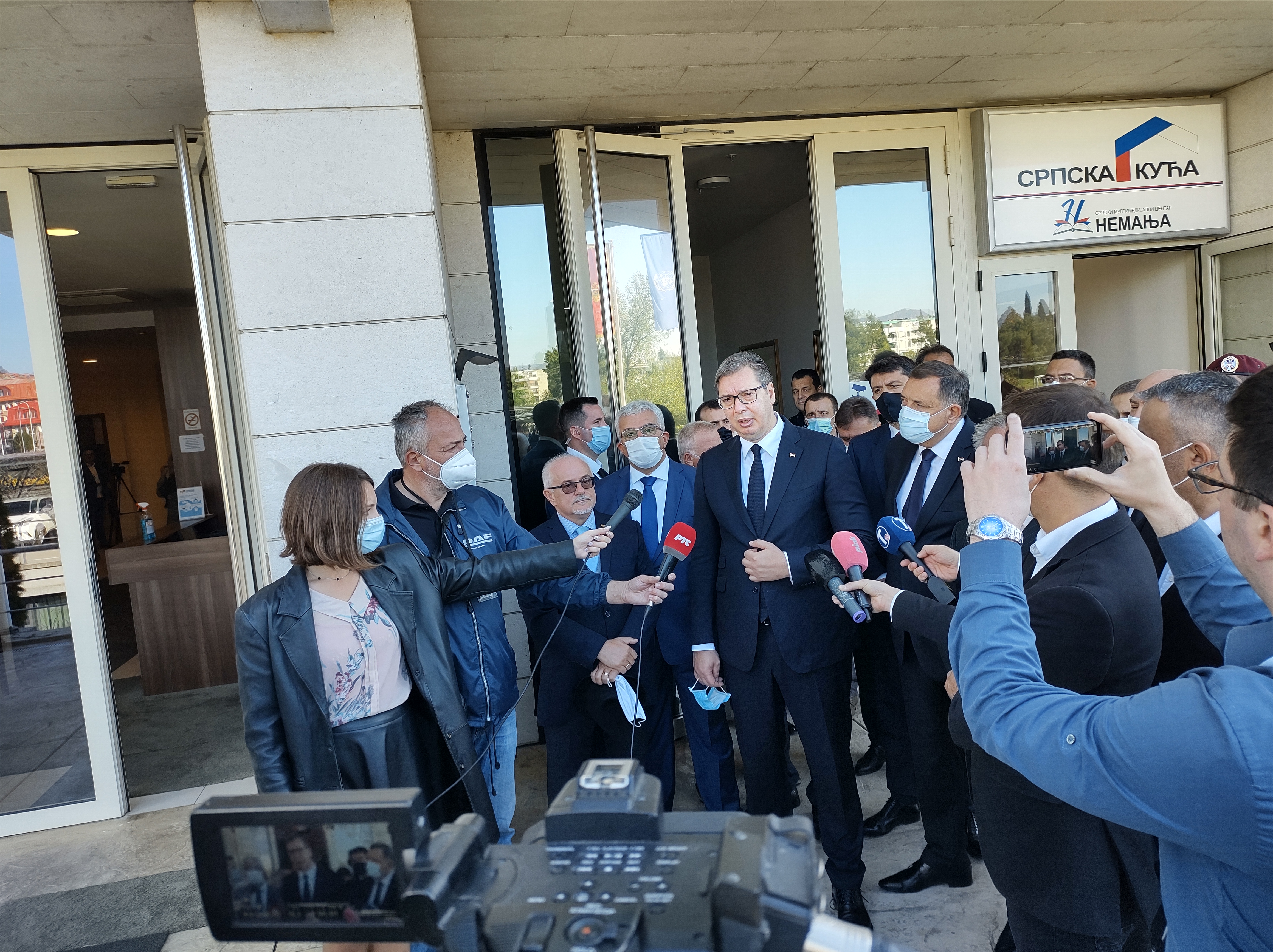 ALEKSANDAR VUCIC, MILORAD DODIK