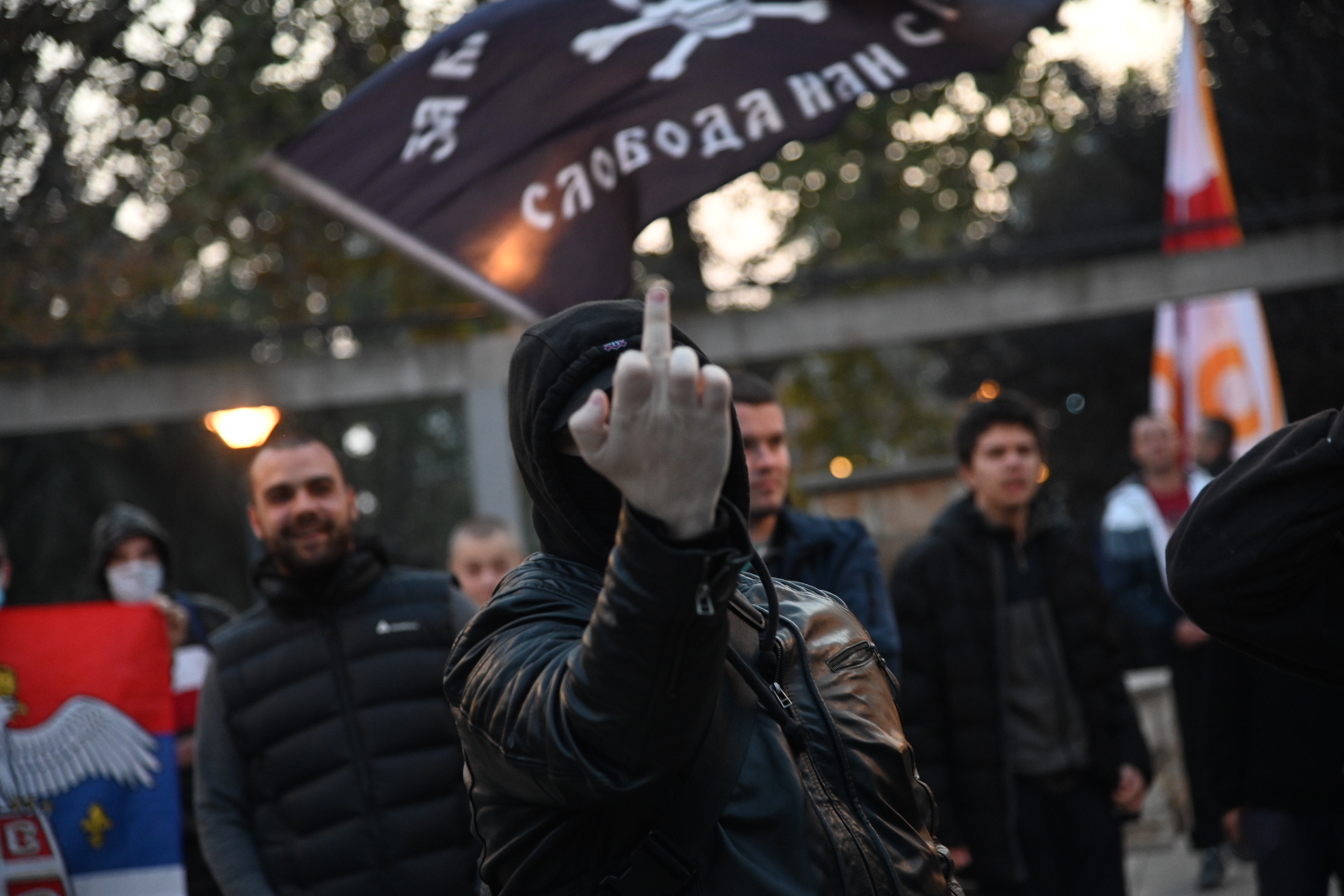 Nacisti park kod Ekonomskog fakulteta, ciste park od migranata