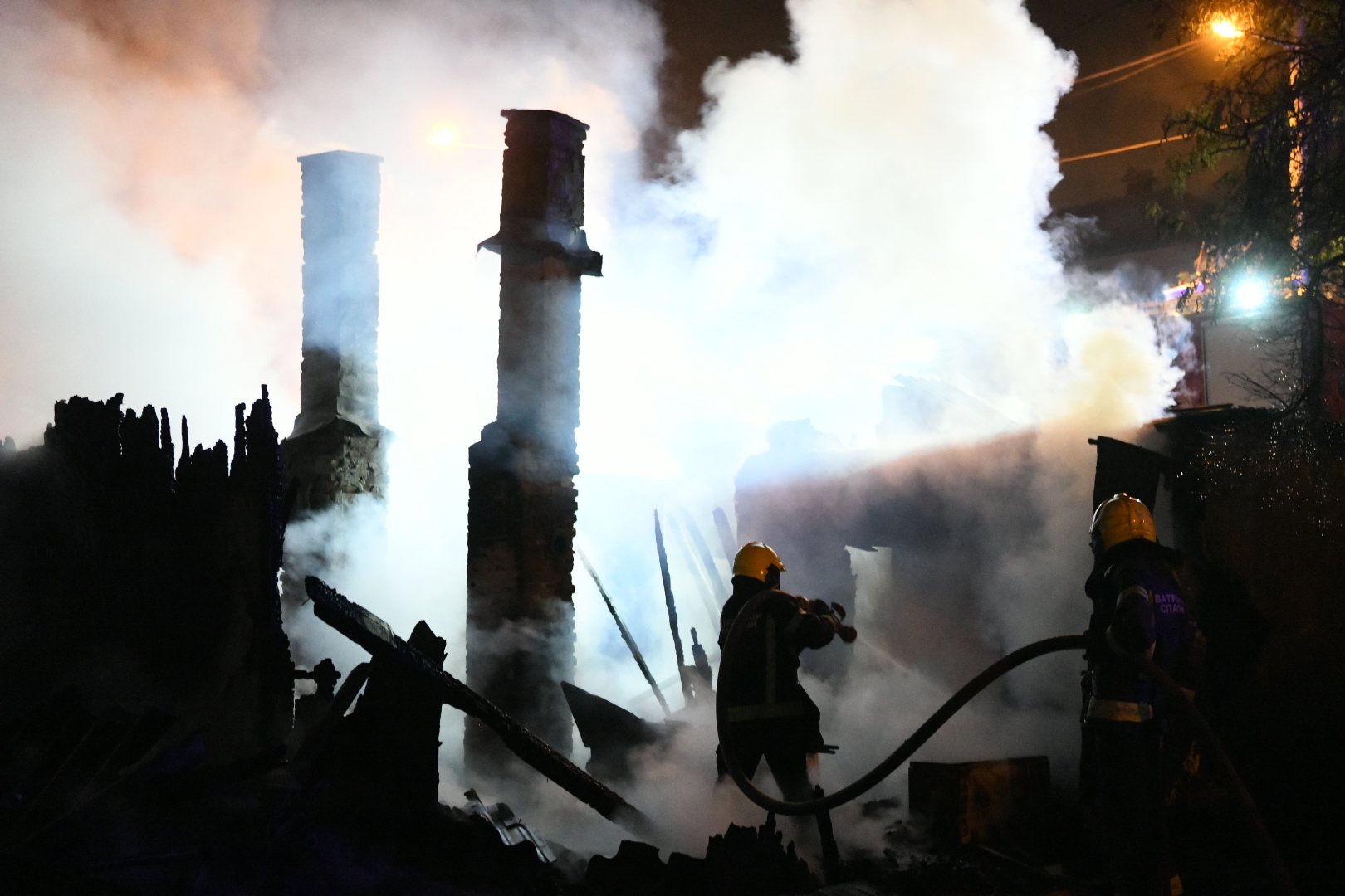 Beograd 04. novembar 2020. Vinca pozar vatrogasci Foto:Vesna Lalić/Nova.rs