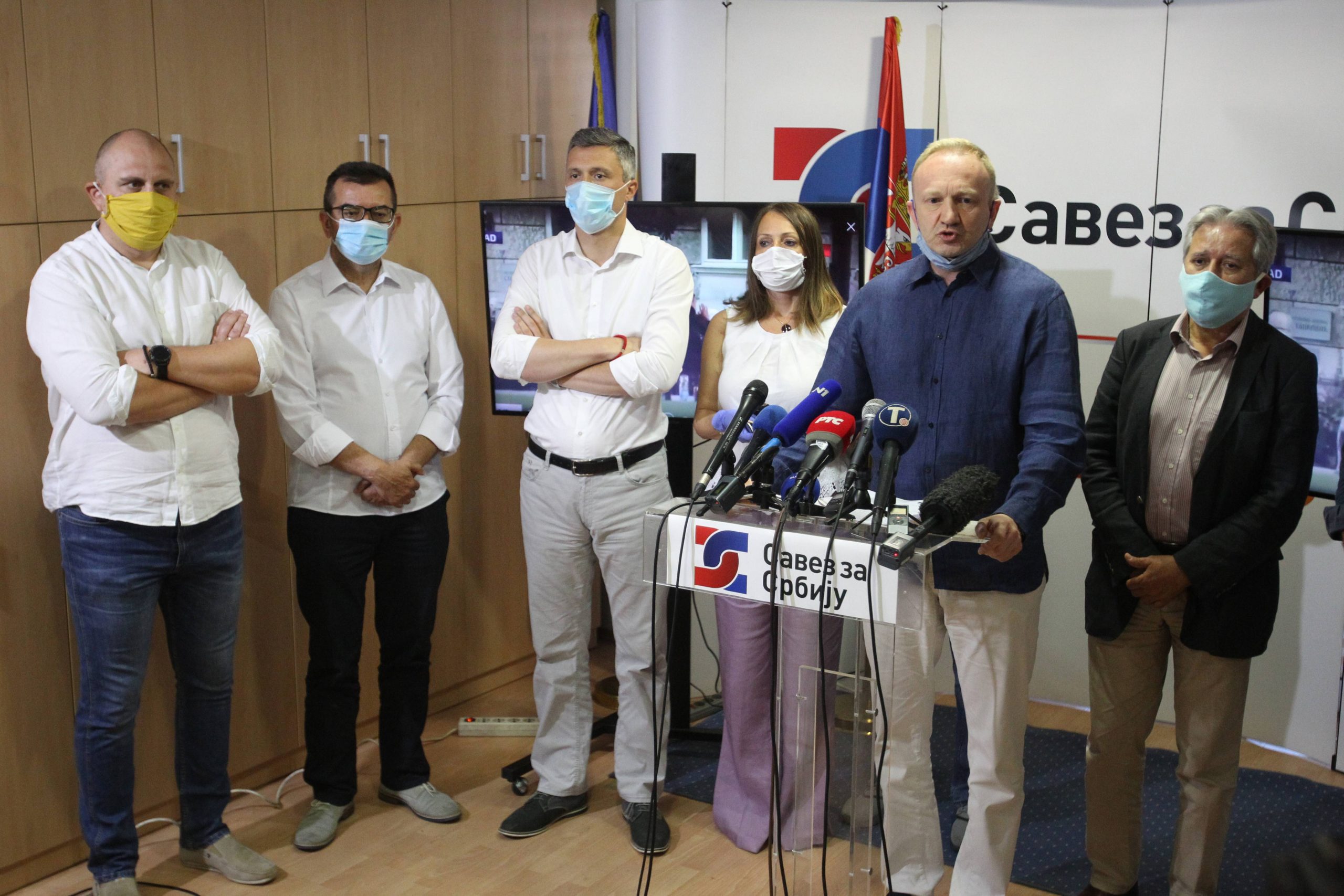 Beograd, 09.07.2020. -  Predsednik Stranke slobode i pravde (SSP) i jedan od lidera Saveza za Srbiju (SzS) Dragan Djilas govori na konferenciji za novinare Saveza za Srbiju, danas u prostorijama SZS u Beogradu.    (BETAPHOTO/MILAN OBRADOVIC/MO)