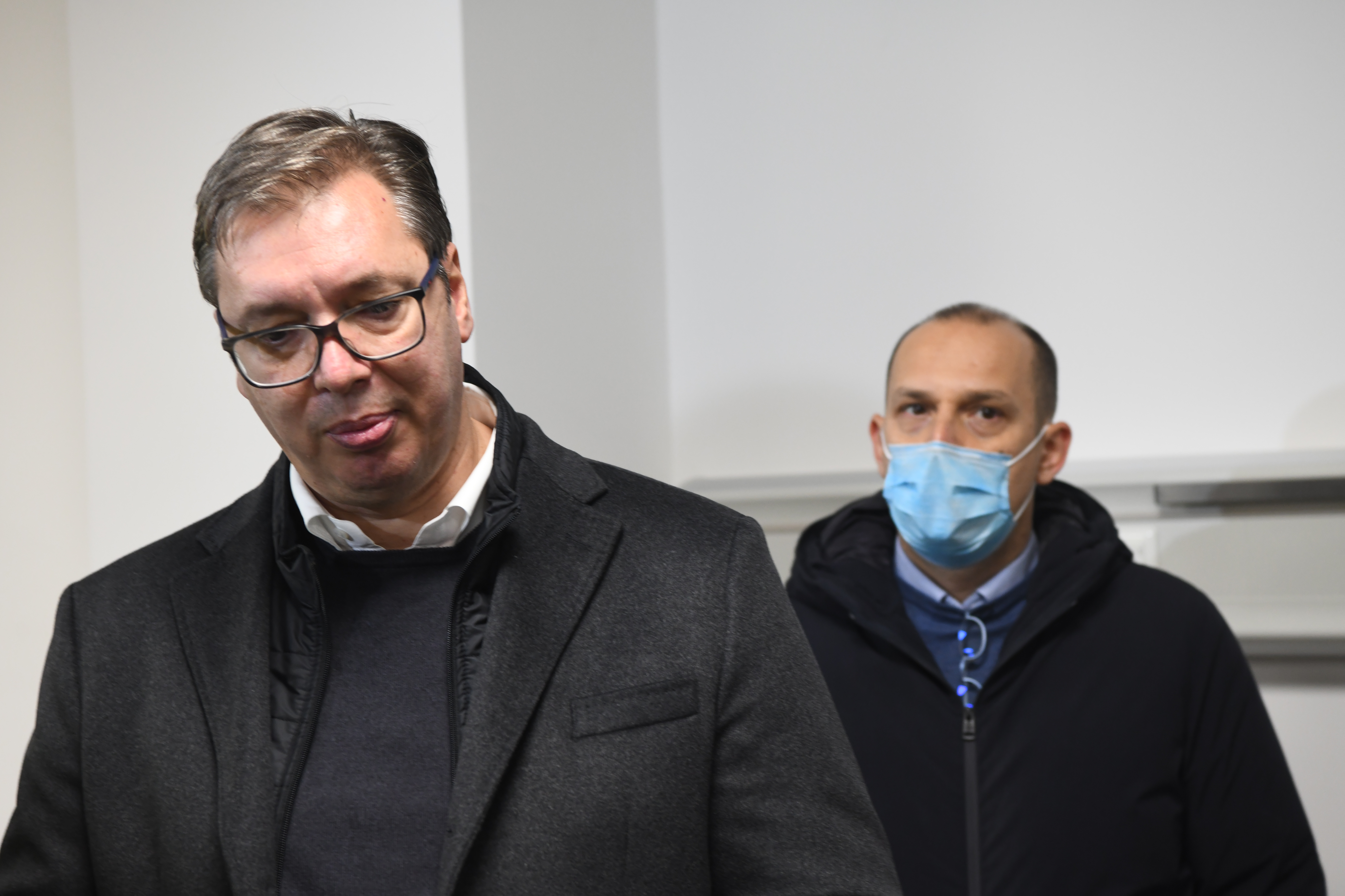 Beograd, 07.11.2020. Batajnica, vojni kompleks "Zemun Ekonomija", izgradnja nove kovid bolnice, obilazak radova, gradilišta, treća smena, Aleksandar Vučić Foto: Goran Srdanov/Nova.rs